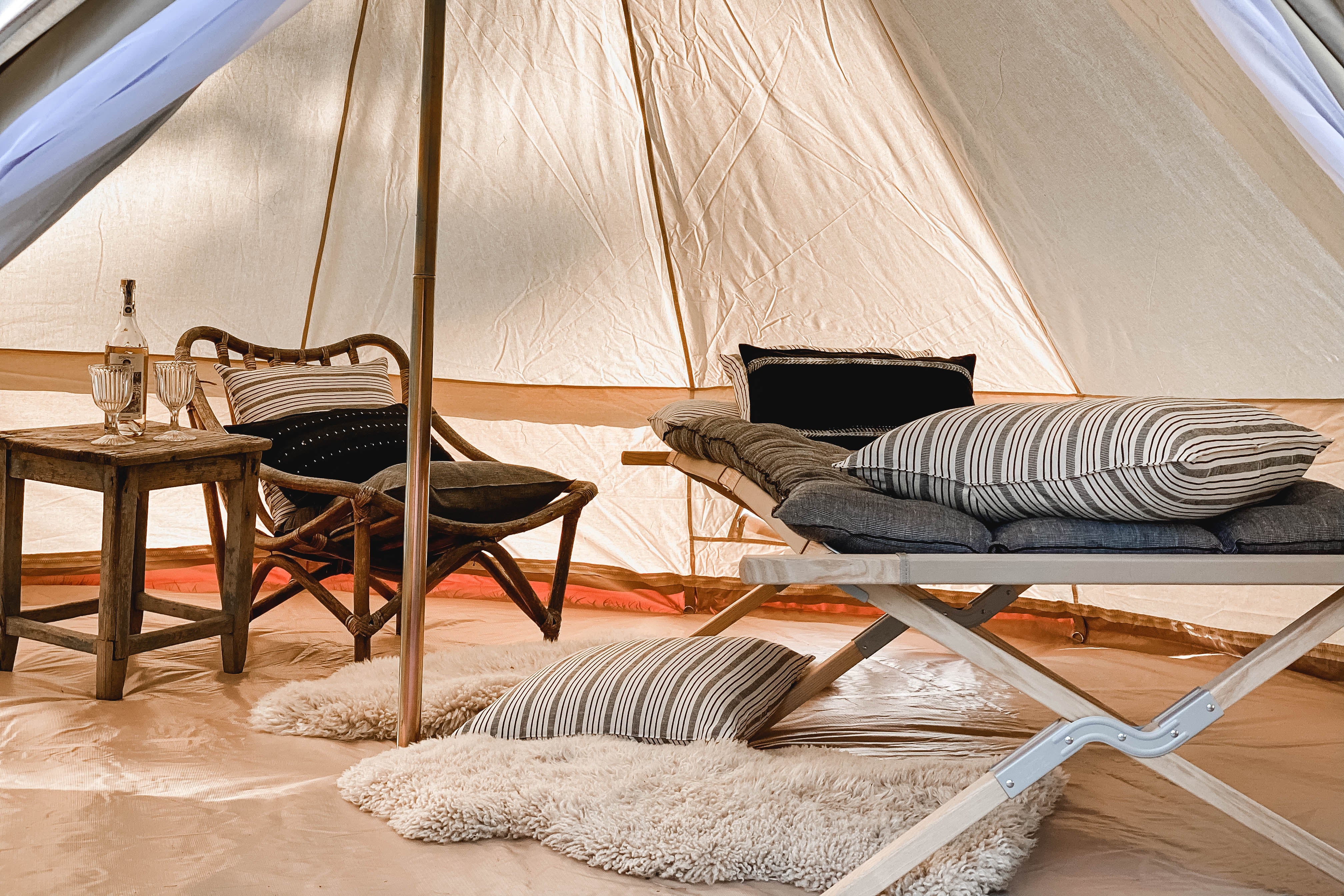 How I Do Dat: Making The Most Of Your Indoor/Outdoor Cushions