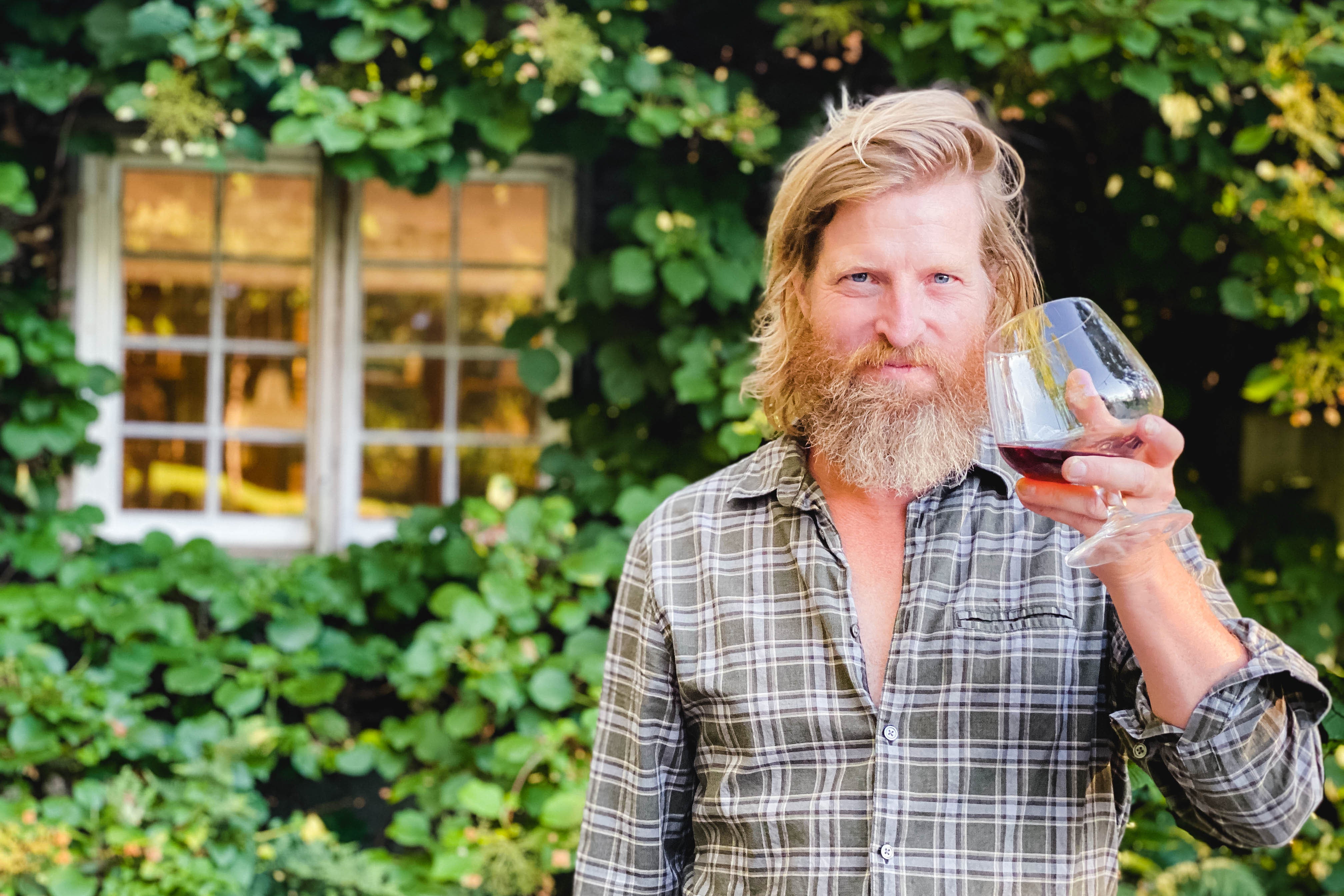 Jeffrey Recreates His Favorite Travel-Inspired Cocktail