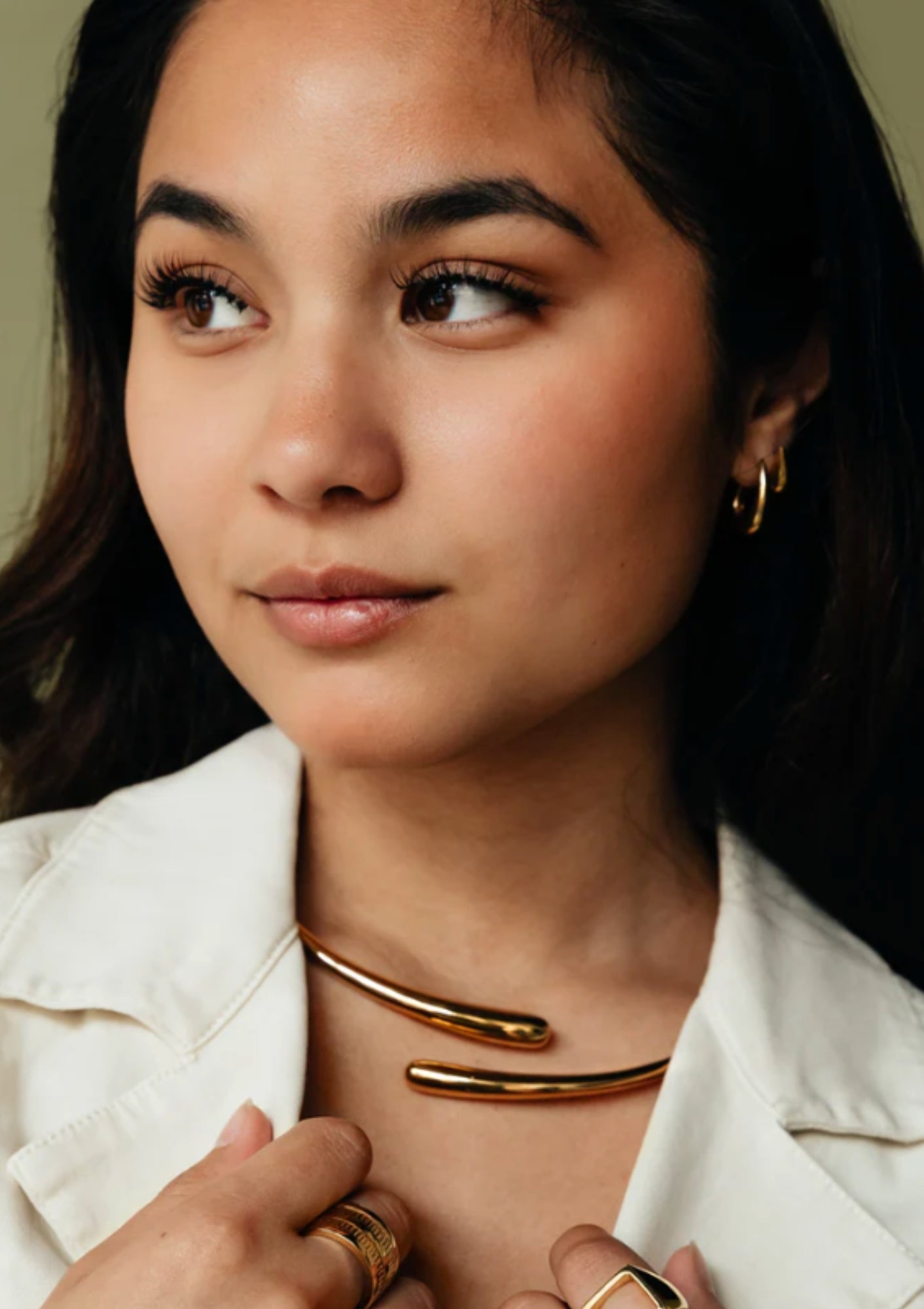 Dash Hinge Wrap Choker | Gold