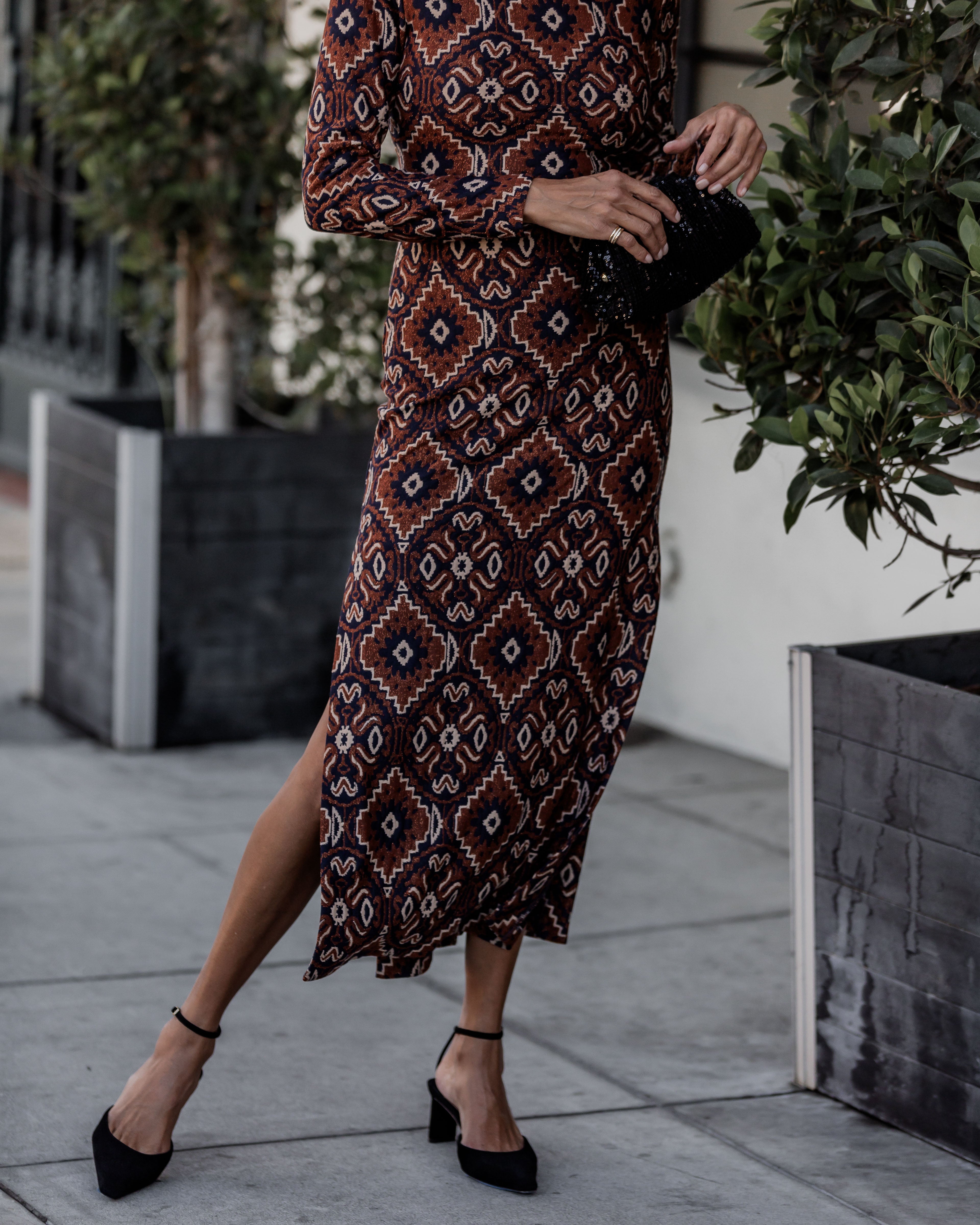 Bailey Pleated Dome Clutch | Black