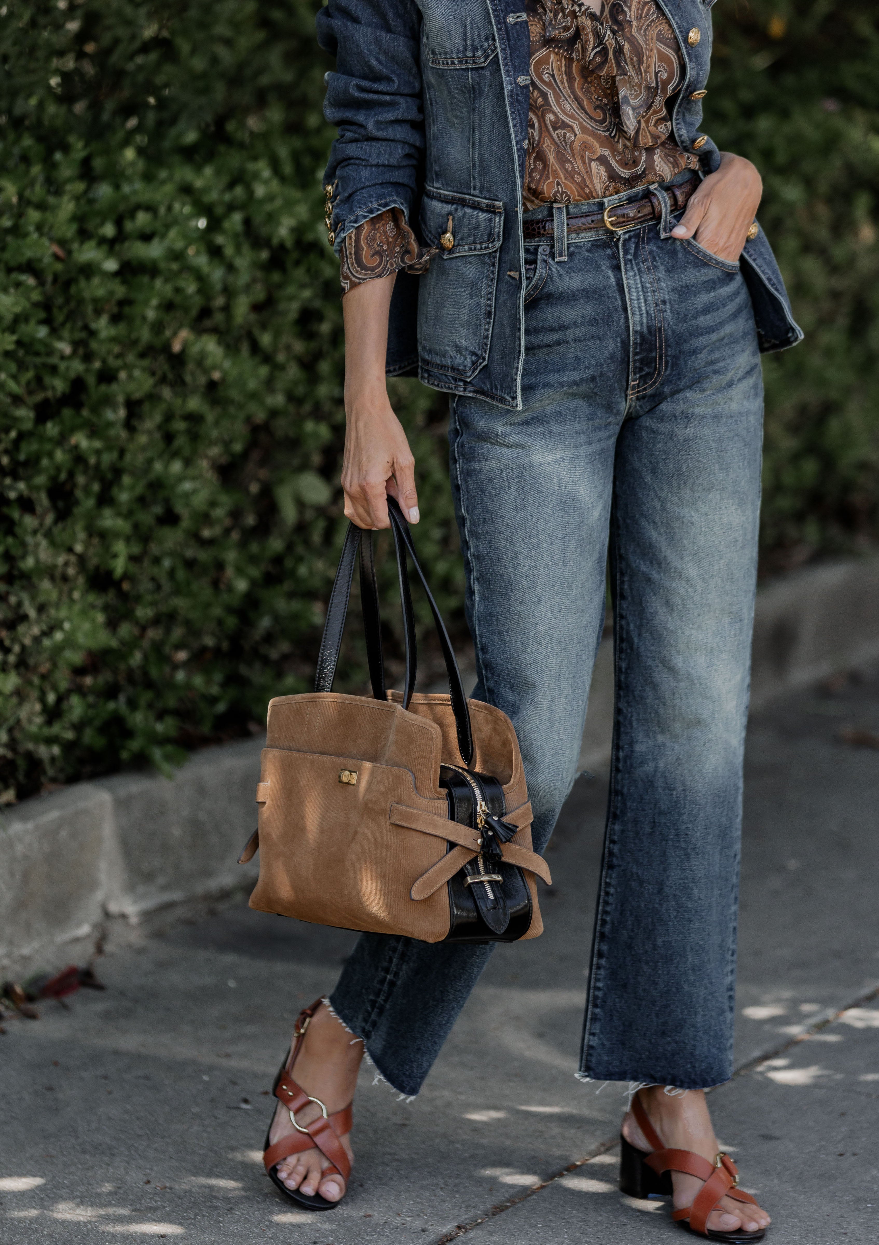 Wilson Shoulder Bag | Sepia Corduroy Suede