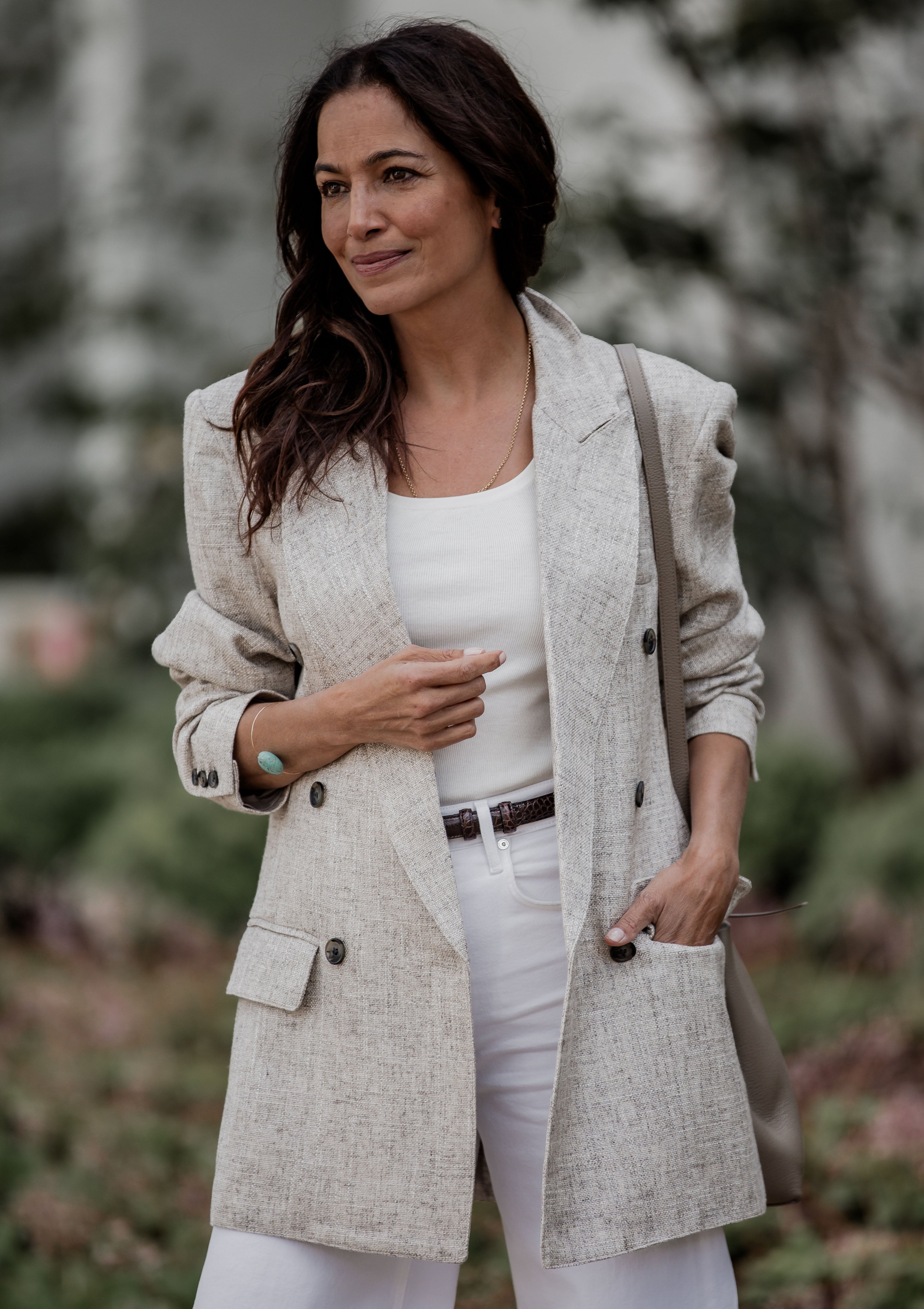 Lightweight Smythe linen tweed blazer in a soft bone color, perfect for spring and summer layering. Styled with Citizens of Humanity Lyra white Jeans and Mary MacGill turquoise cuff.