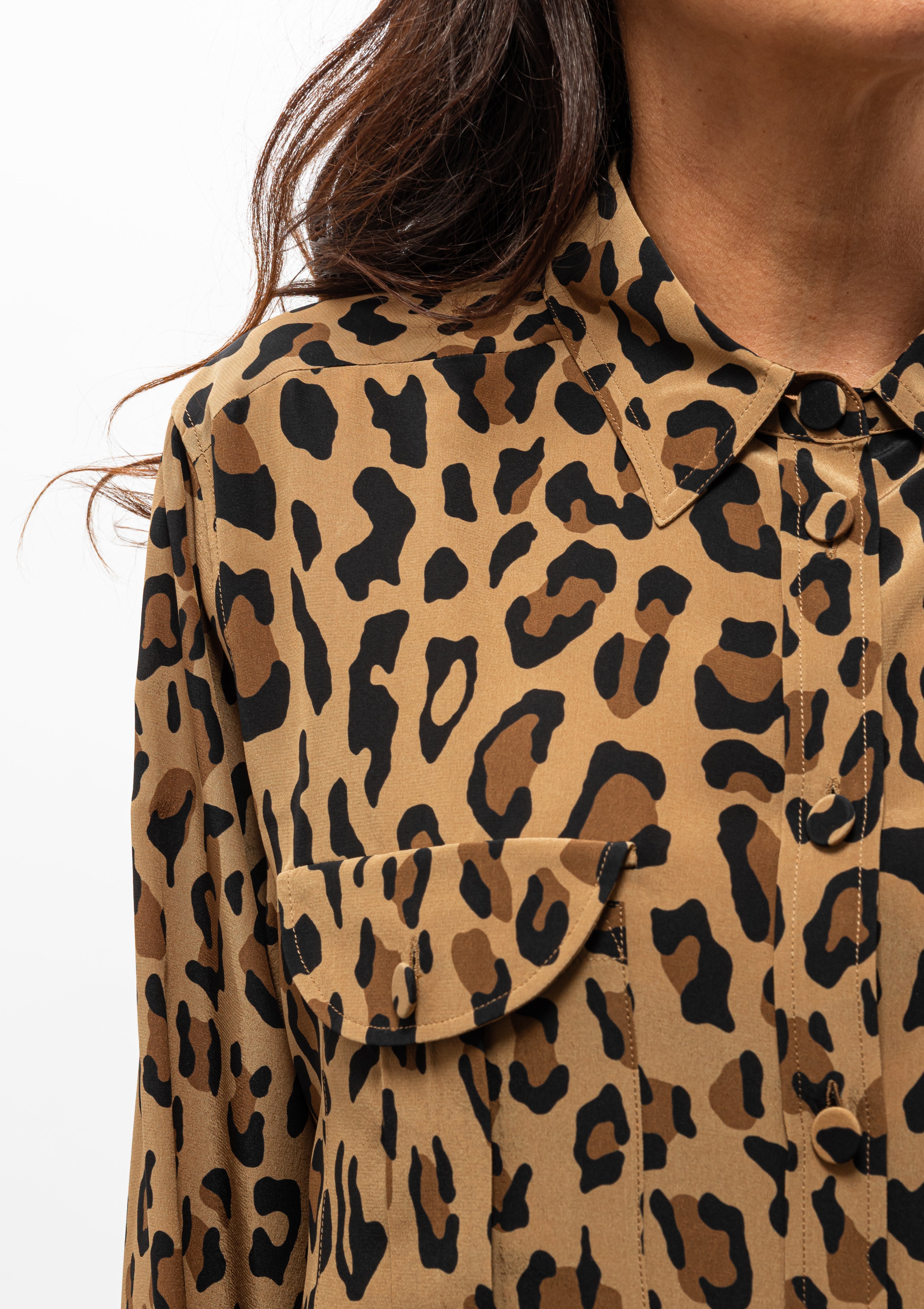 Casual-chic look featuring Blaze Milano’s Simba Shirt available at Diani Boutique.