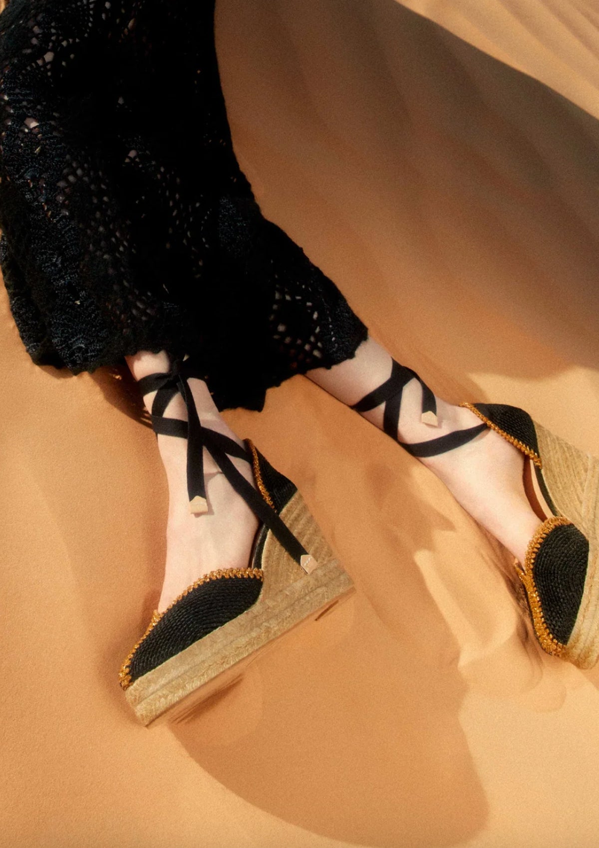 Coeur Stitched Wedge 4" | Negro