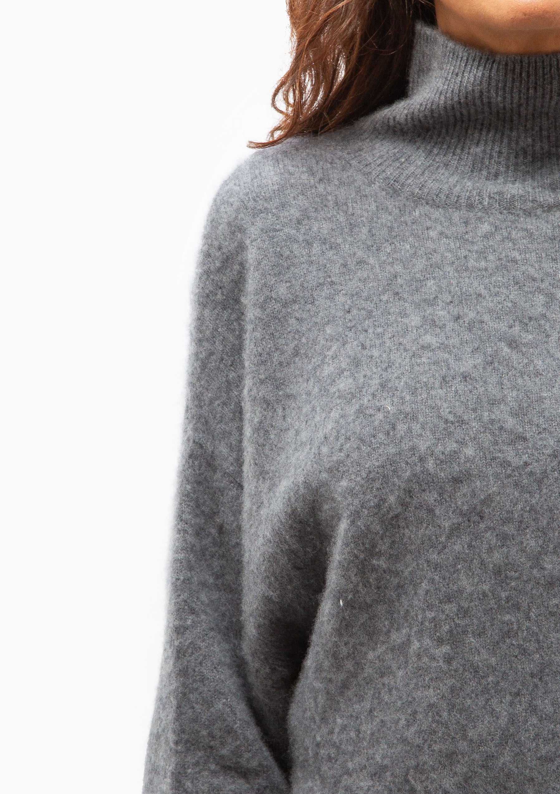 Devon Puff Turtleneck | Grey