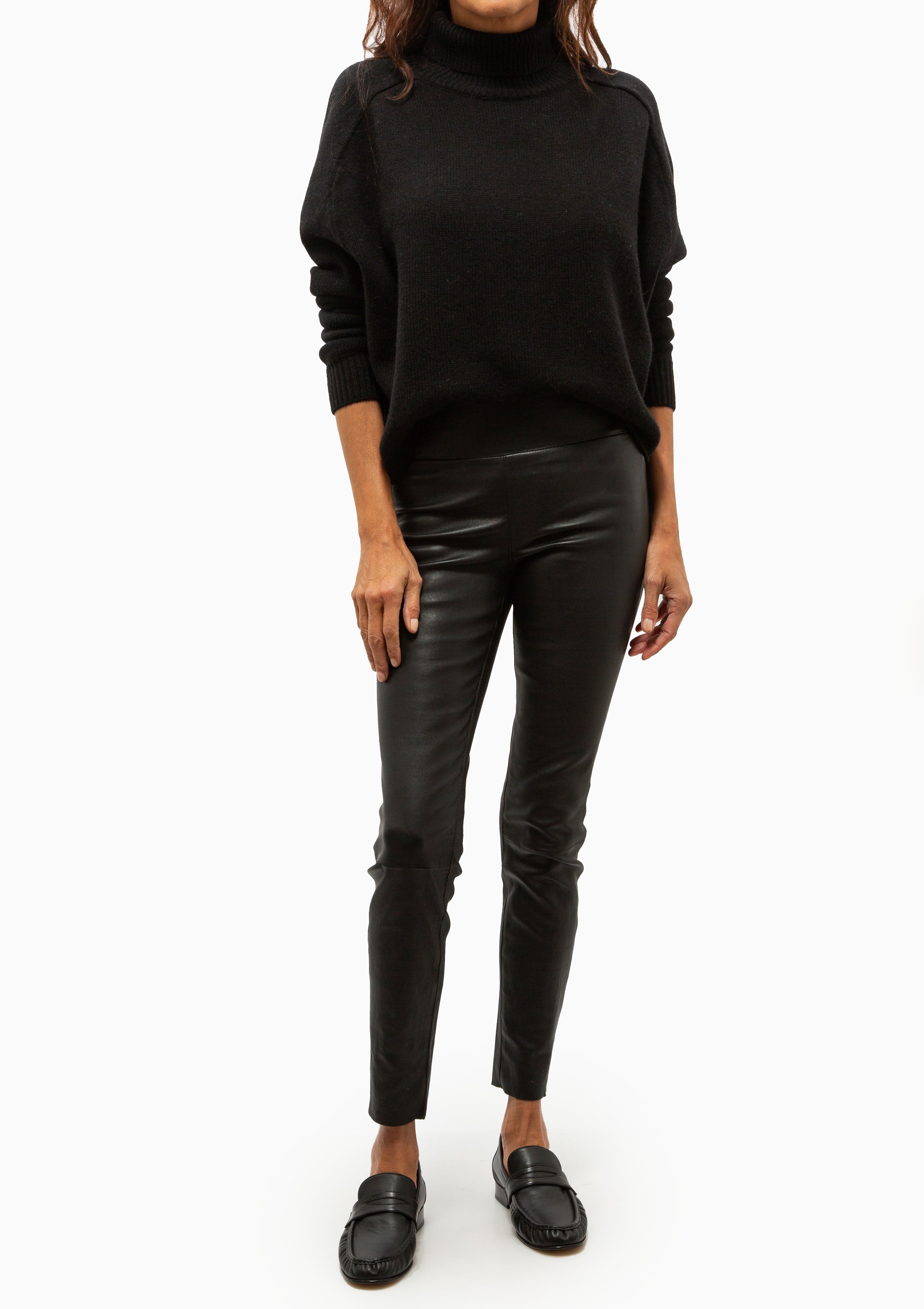 Lenox Turtleneck | Black