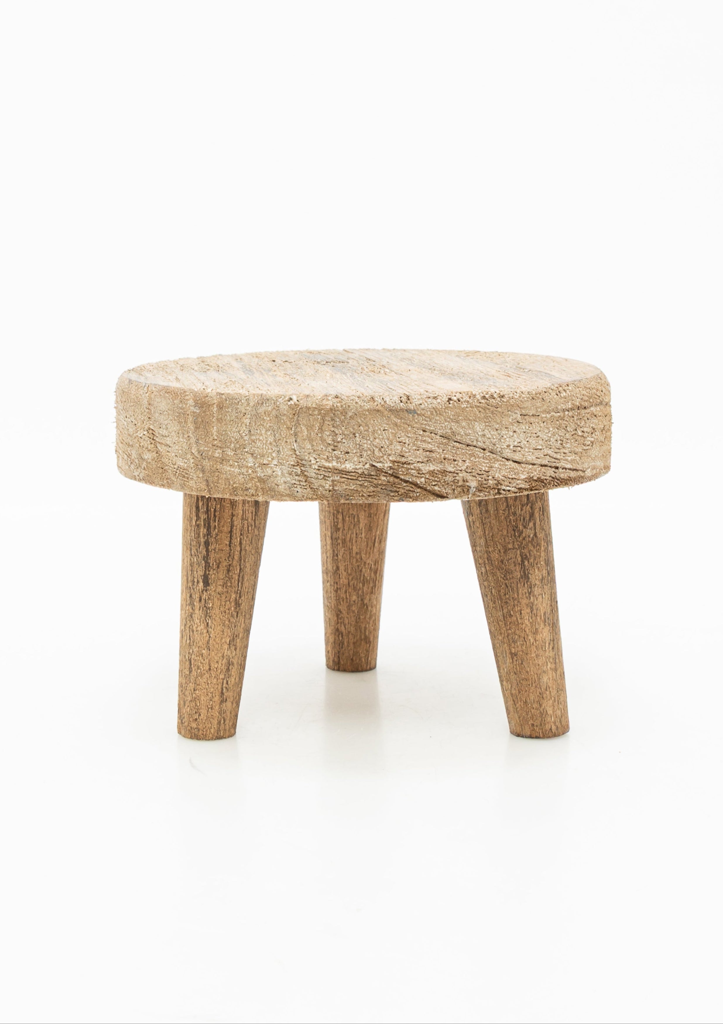 Dakota Wood Footed Riser | 8"