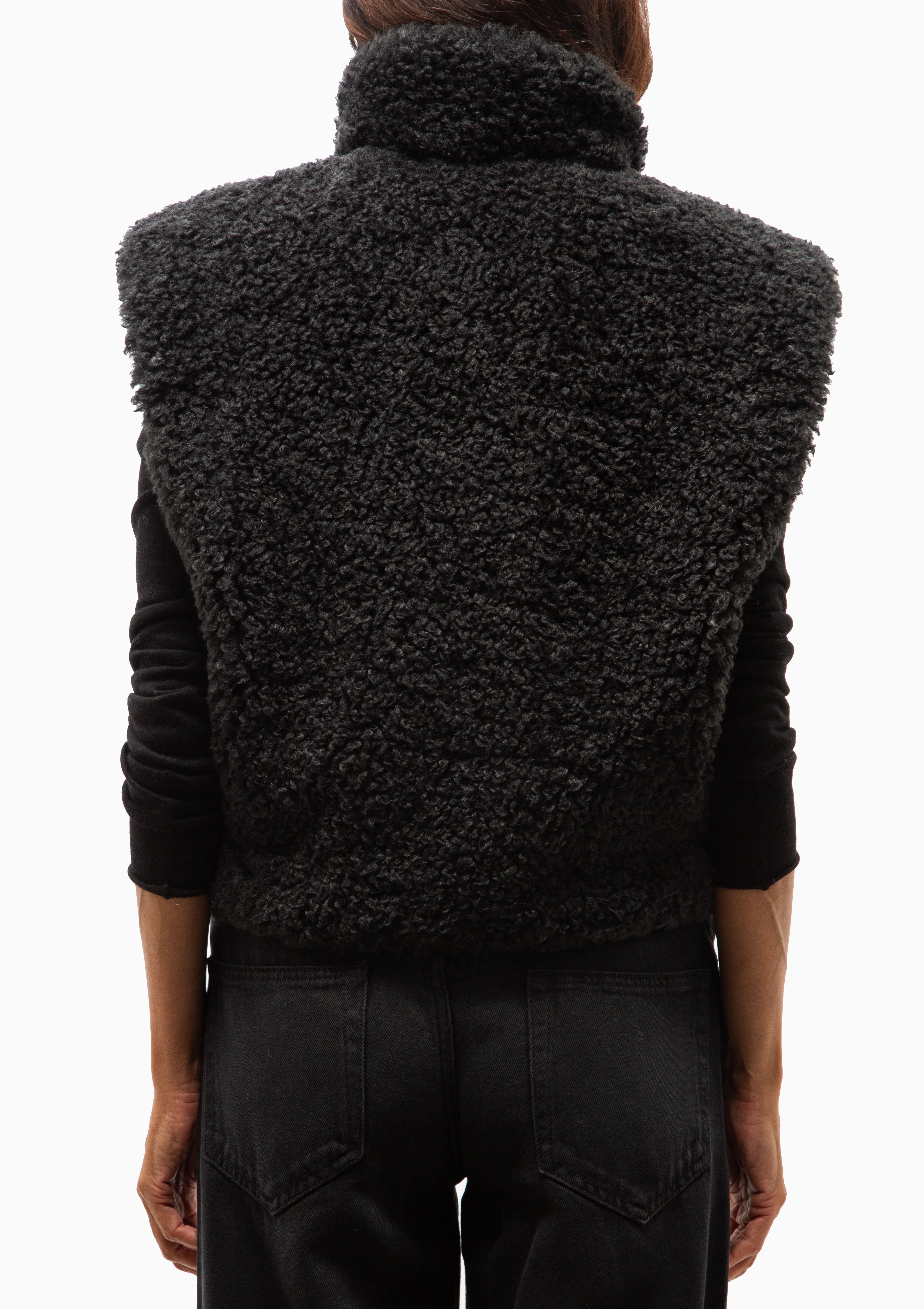 Alisa Vest | Black