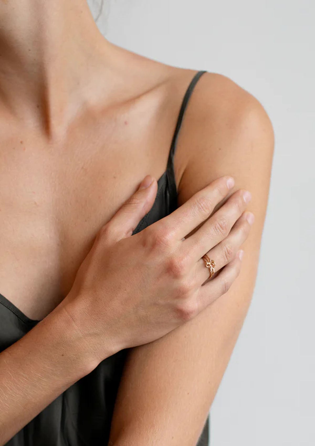 14k Hammered Ring | Gold