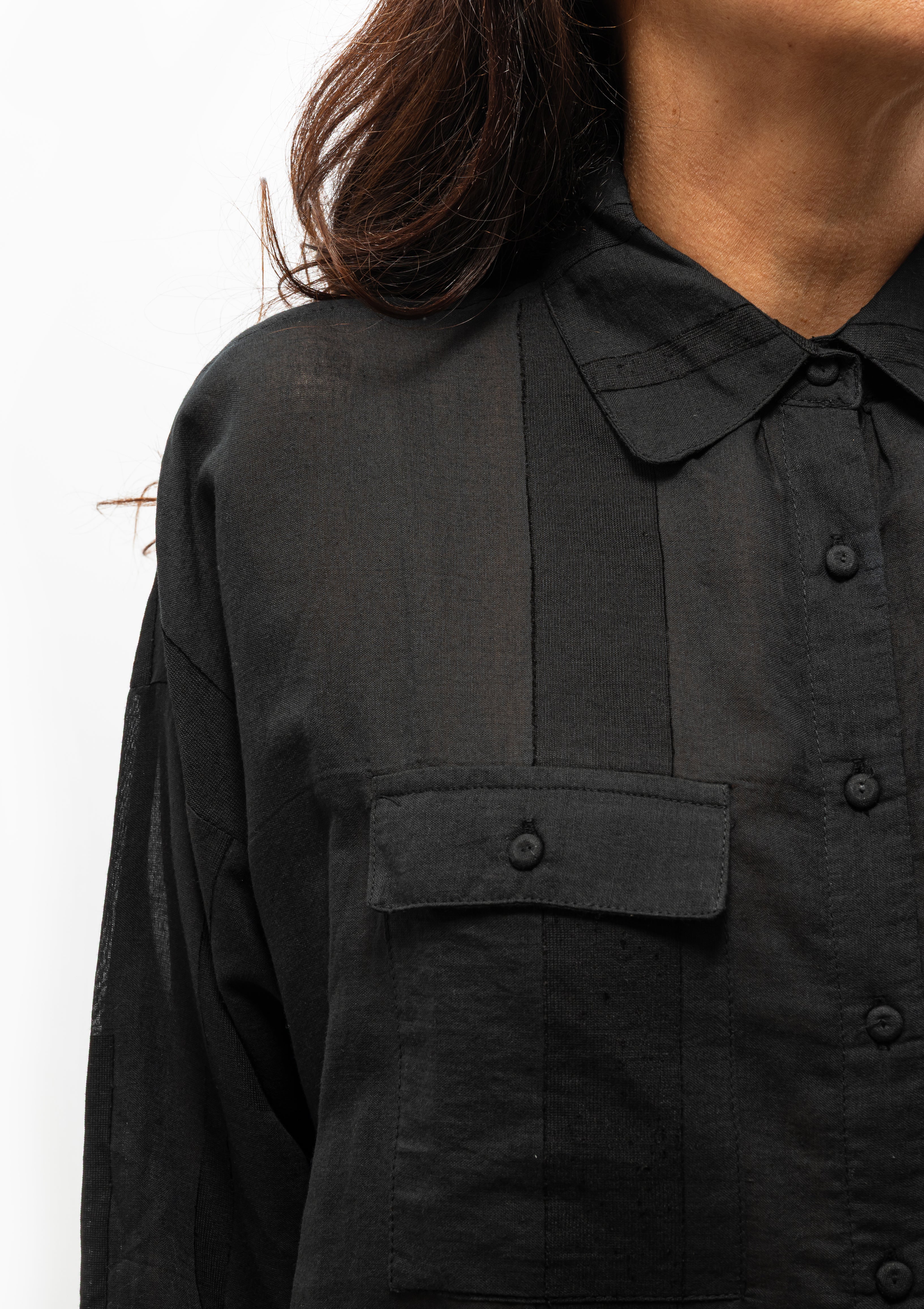 Mirth Kyoto Shirt in Black. Long sleeve and lightweight. Available at Diani Boutique.