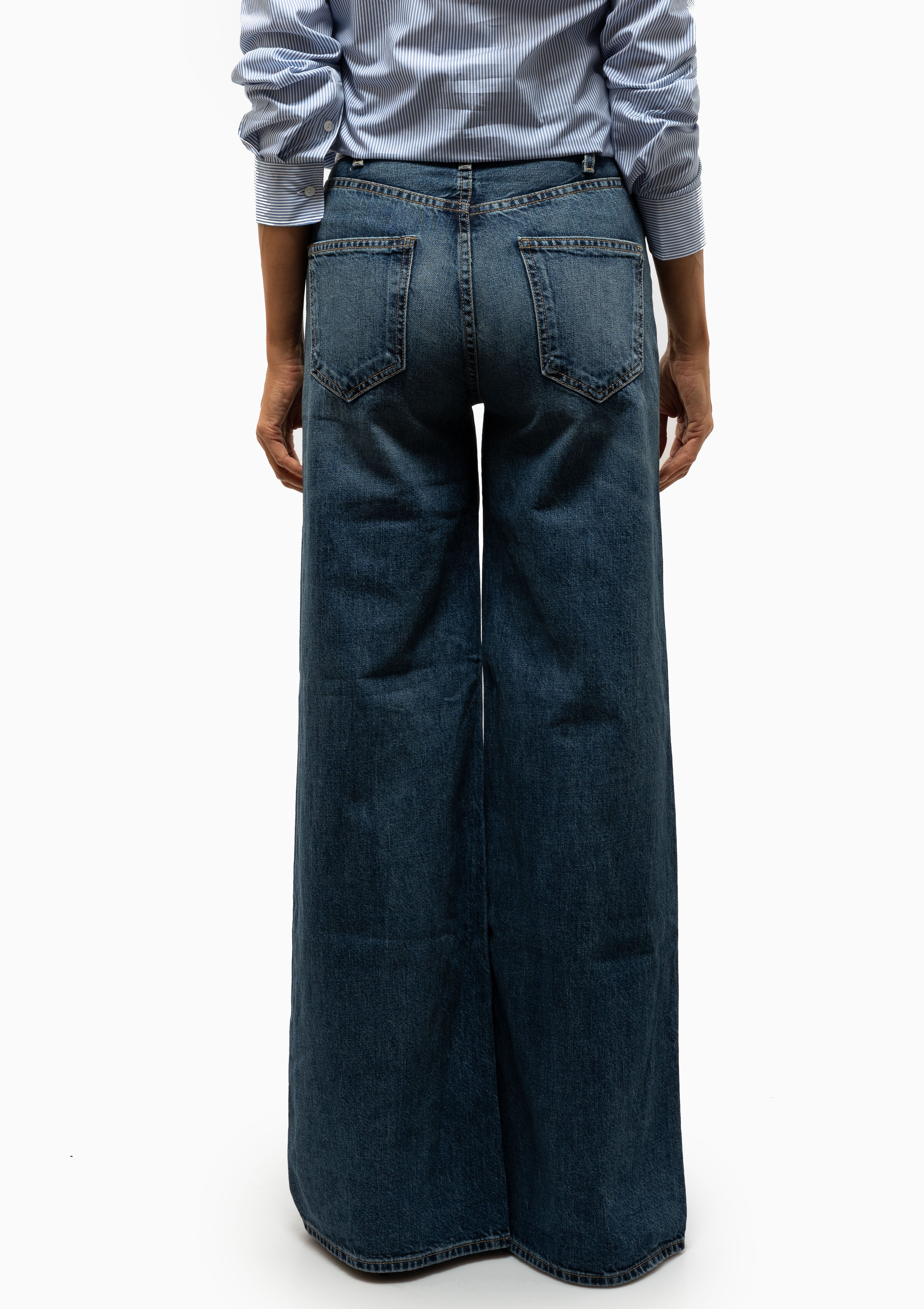 Salome Jean | Simon Wash