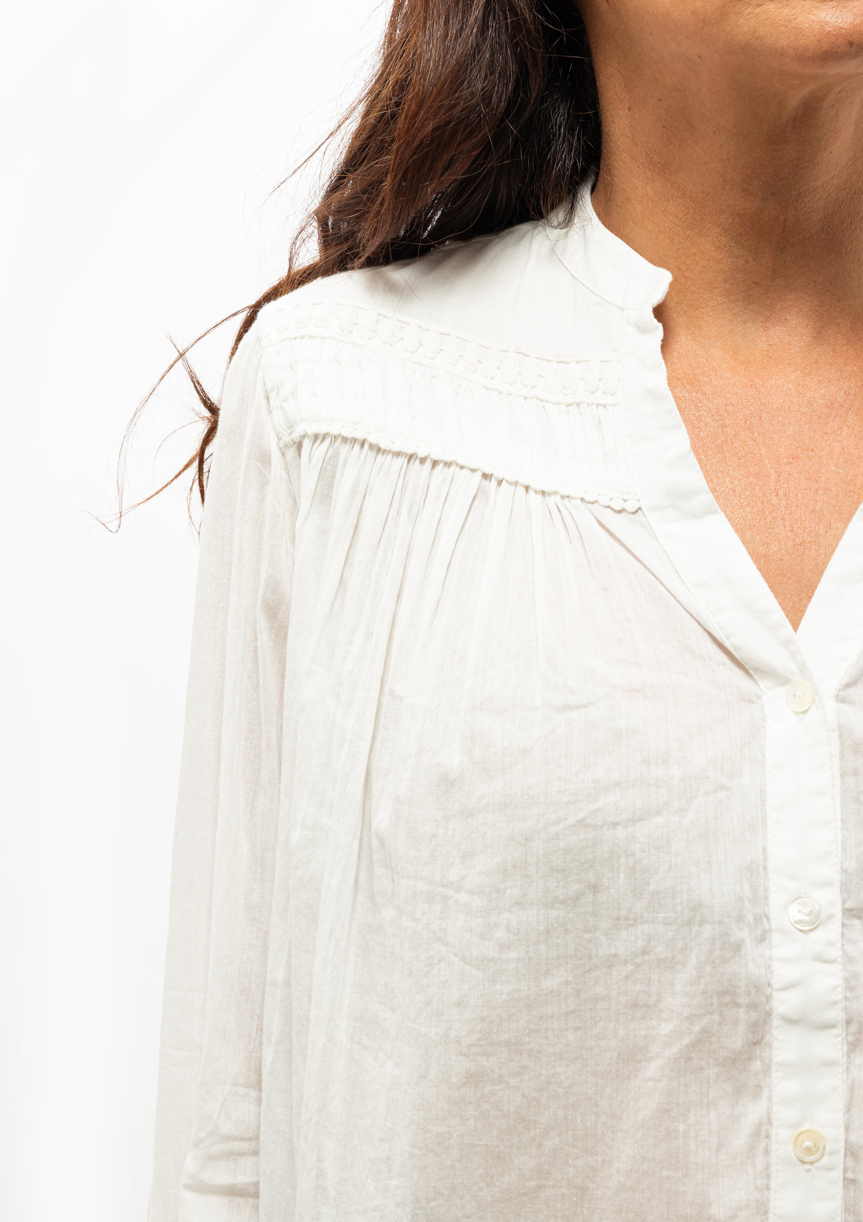 Nili Lotan's Clarys Top in Ivory. Relaxed pullover blouse in Indian cotton voile. Available at Diani Boutique.