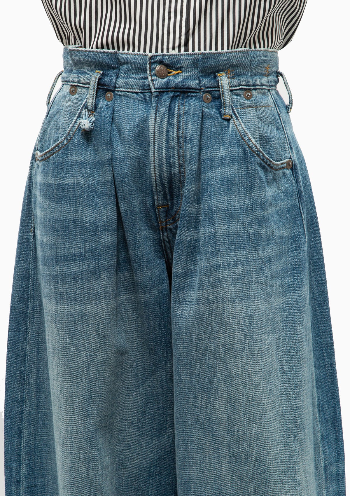 Pleated Waistband Jean | Concrete Blue