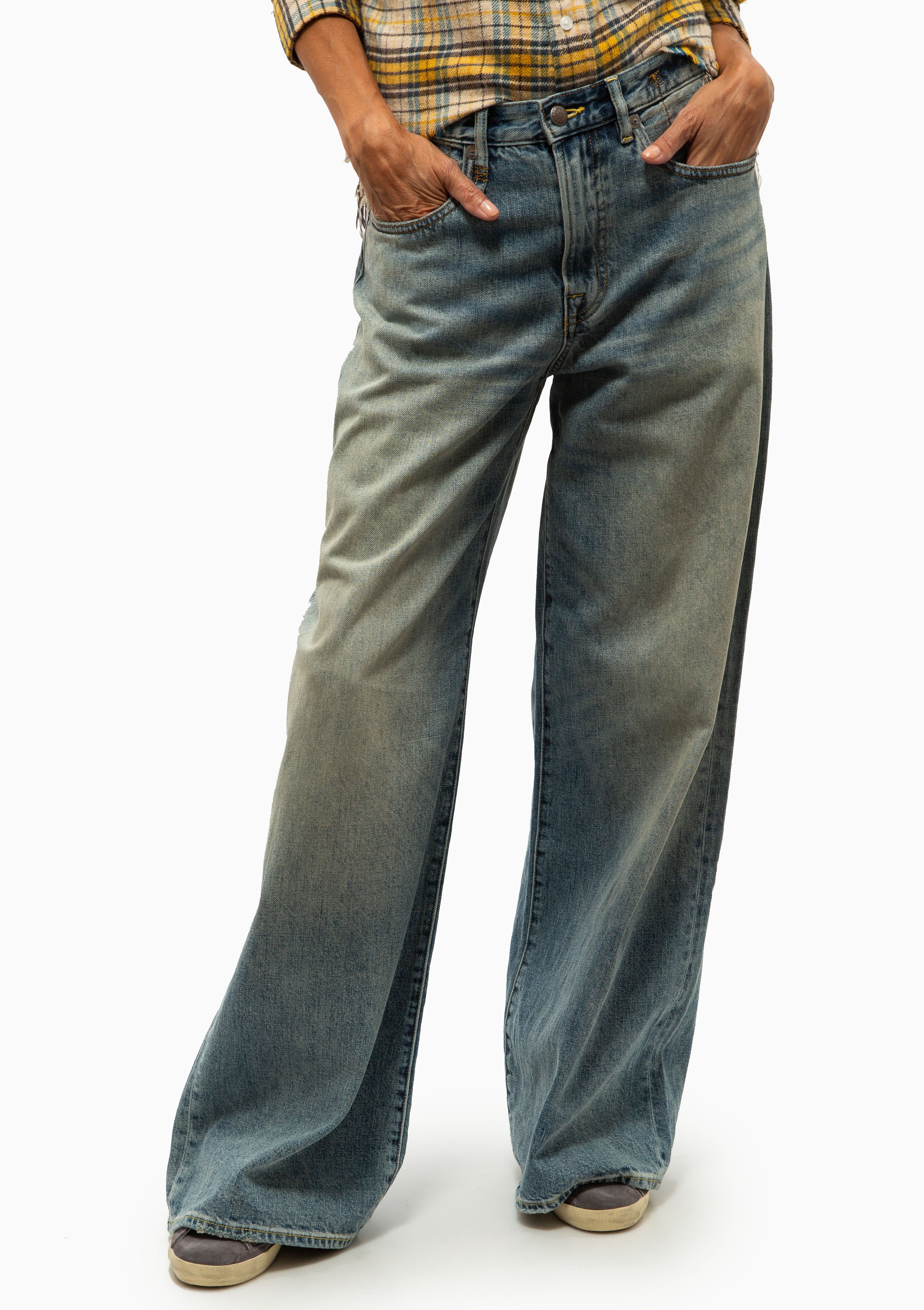 D'Arcy Flare Jean | Rivington Blue