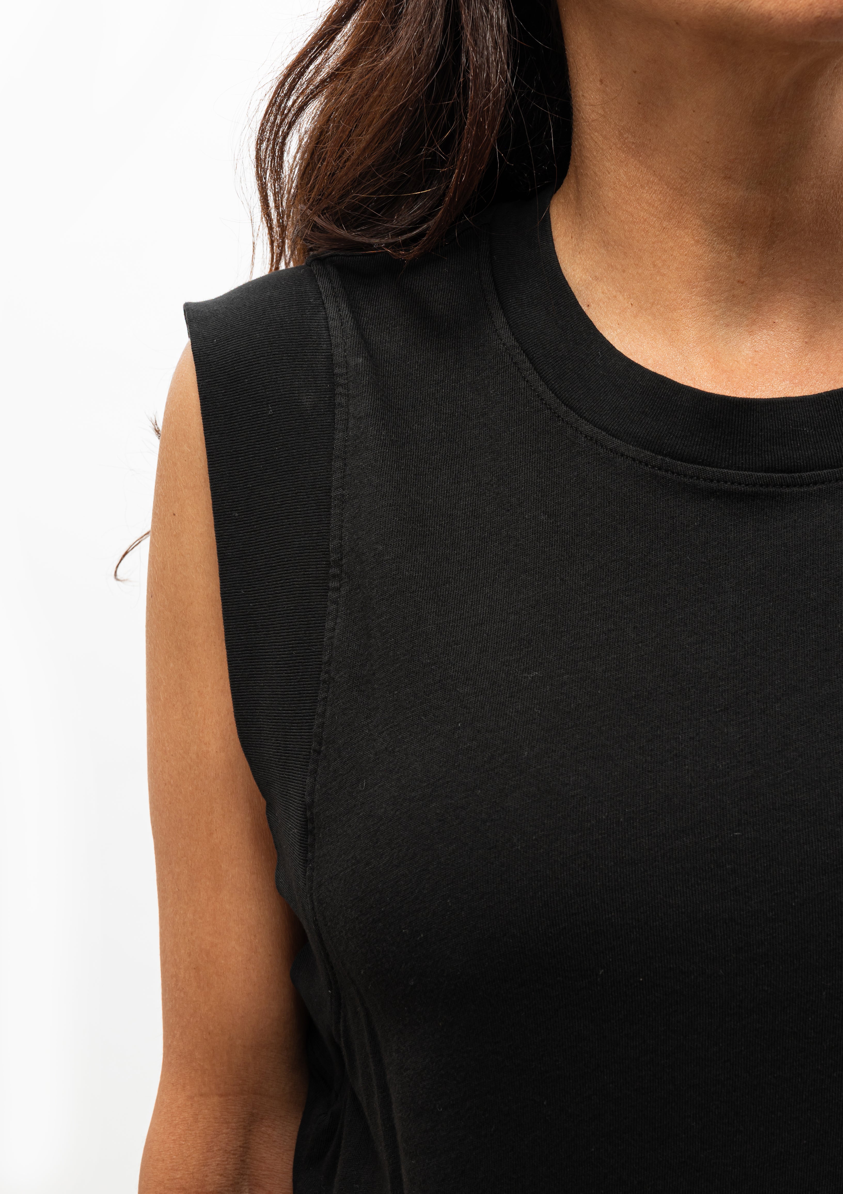 The sleeveless silhouette of the Raquel Allegra Classic Jersey Hauser Muscle tee - Available at Diani Boutique.
