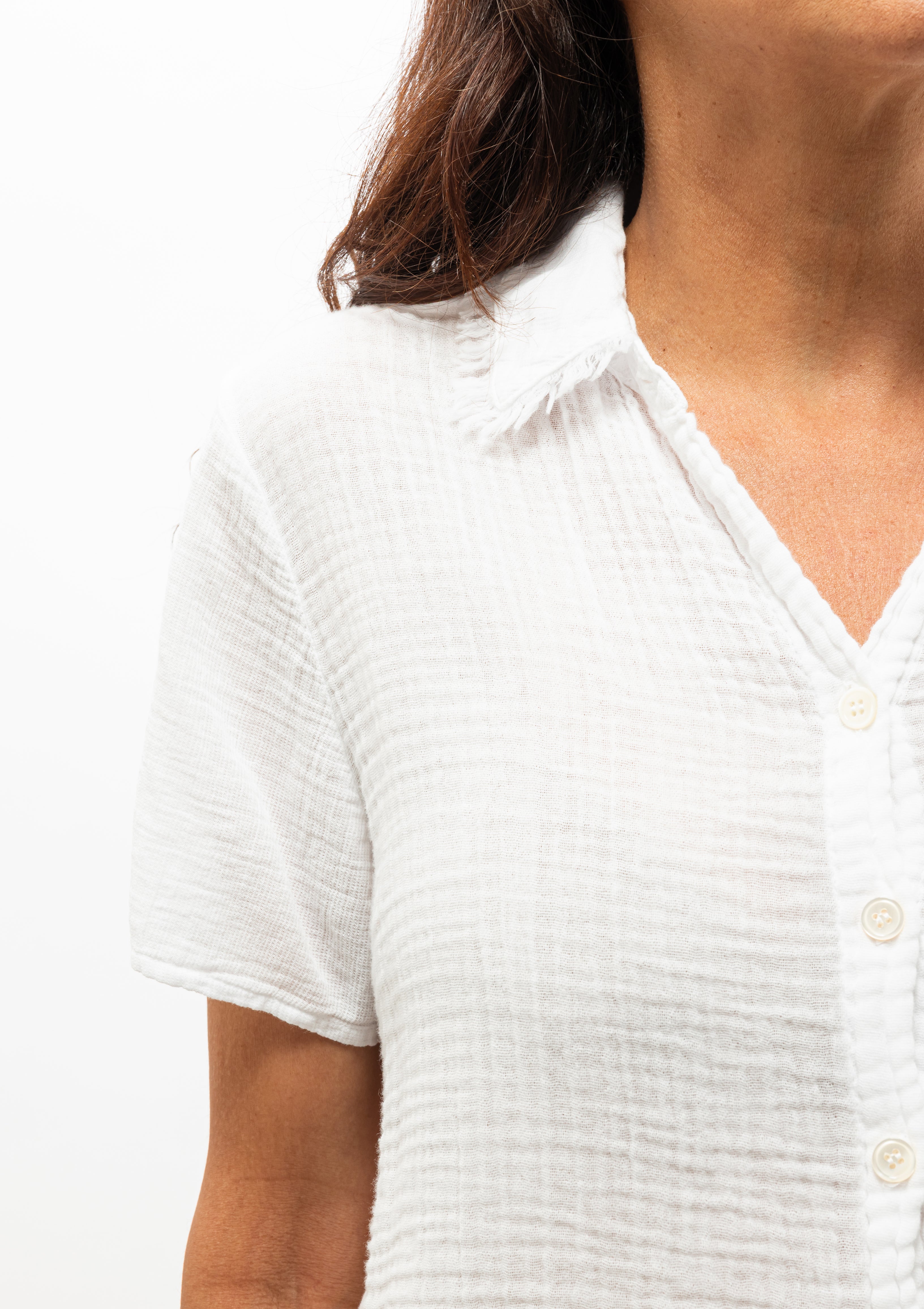Raquel Allegra Gauze Medley Calista Blouse in Optic White. Made with dual gauze for lightweight comfort. Available at Diani Boutique.
