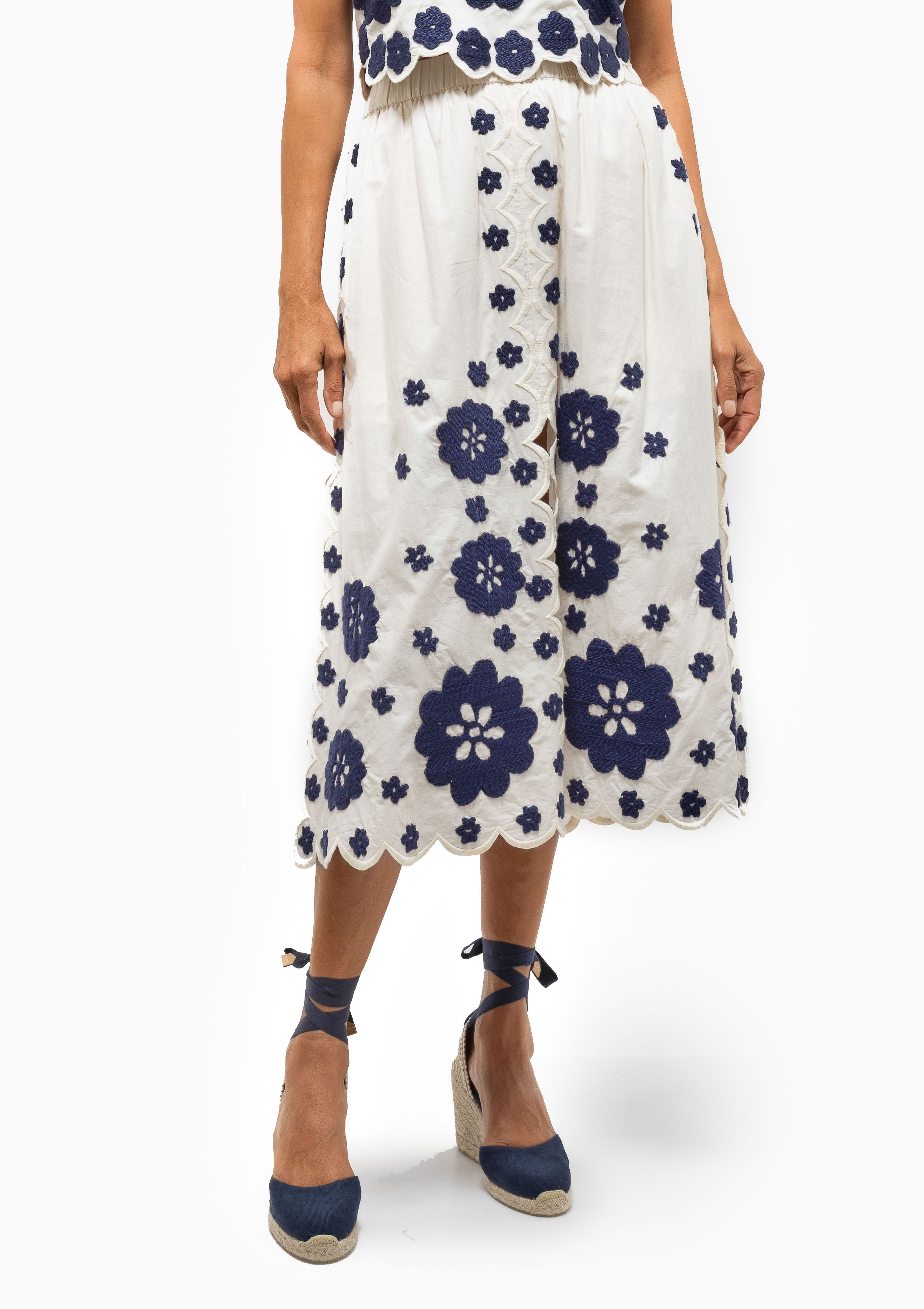 Catrine Applique Midi Scallop Skirt | Blue