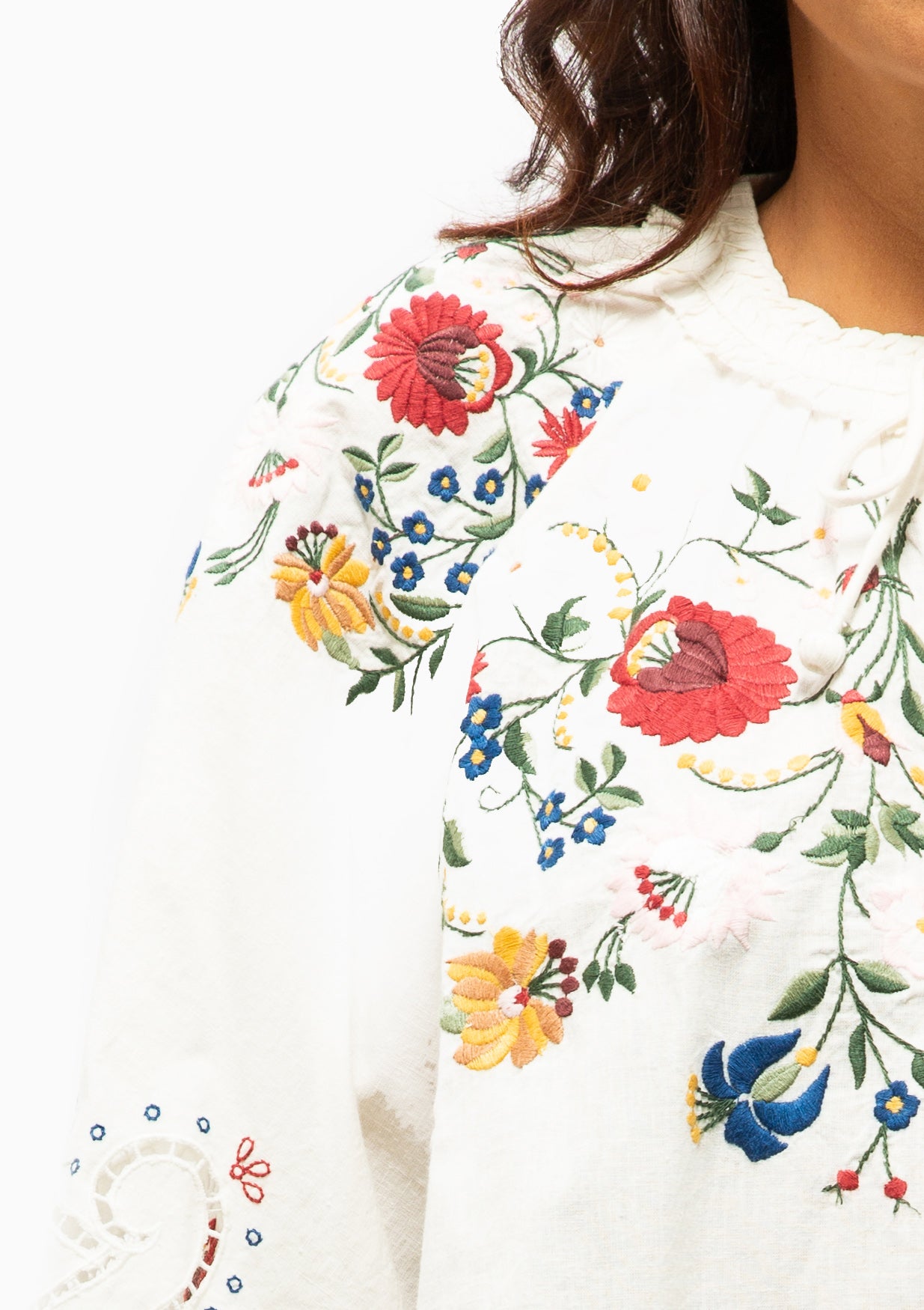 Celia Embroidery Short Sleeve Top | Cream