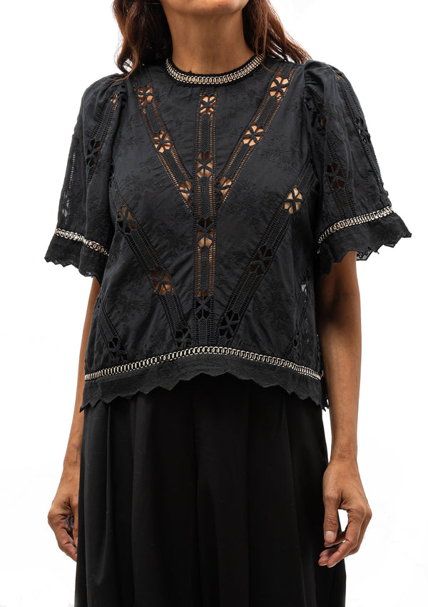 Sharika Embroidery Short Sleeve Top | Black