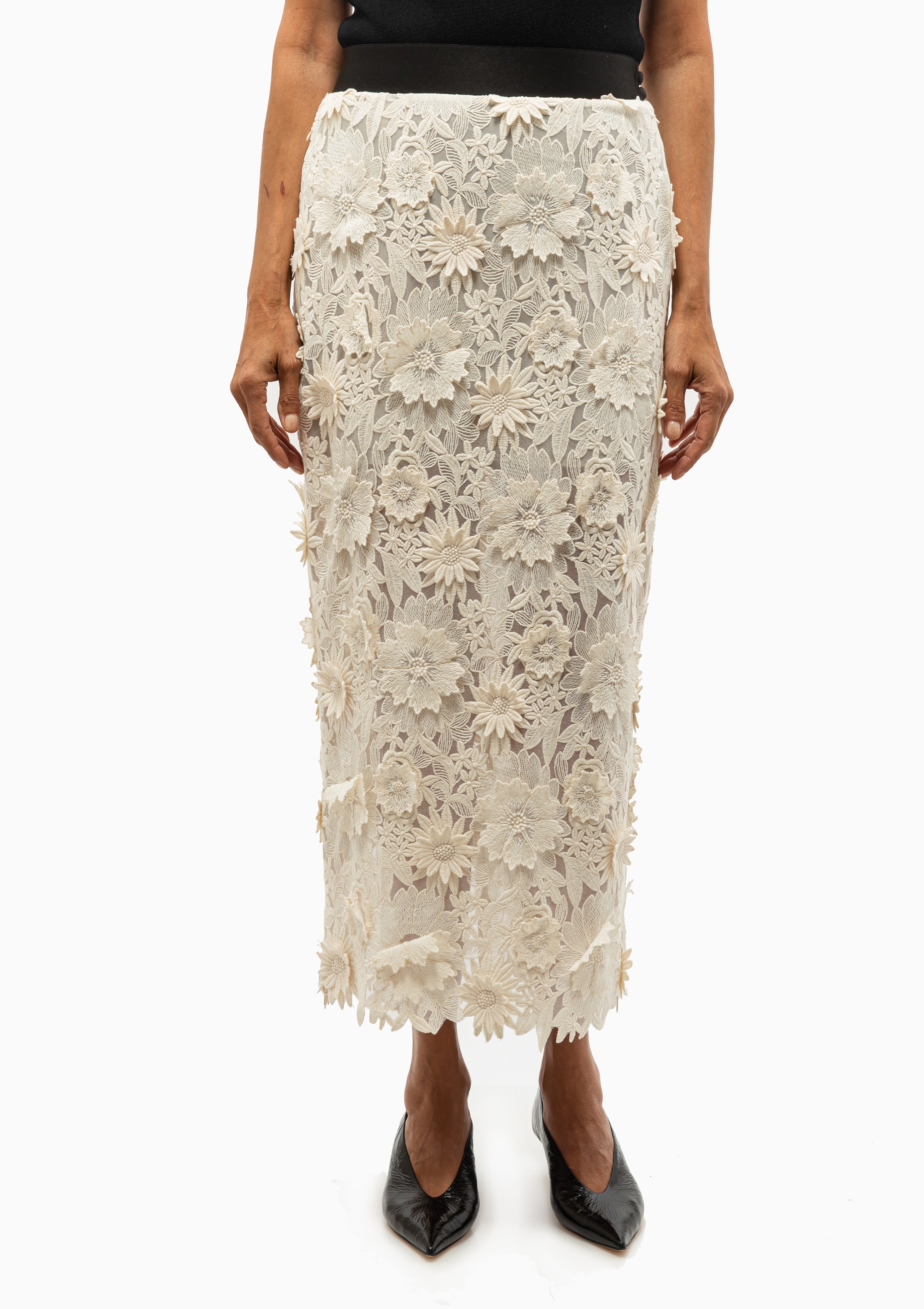 Diani Boutique - Smythe Applique Pencil Skirt for Chic, Tailored Style