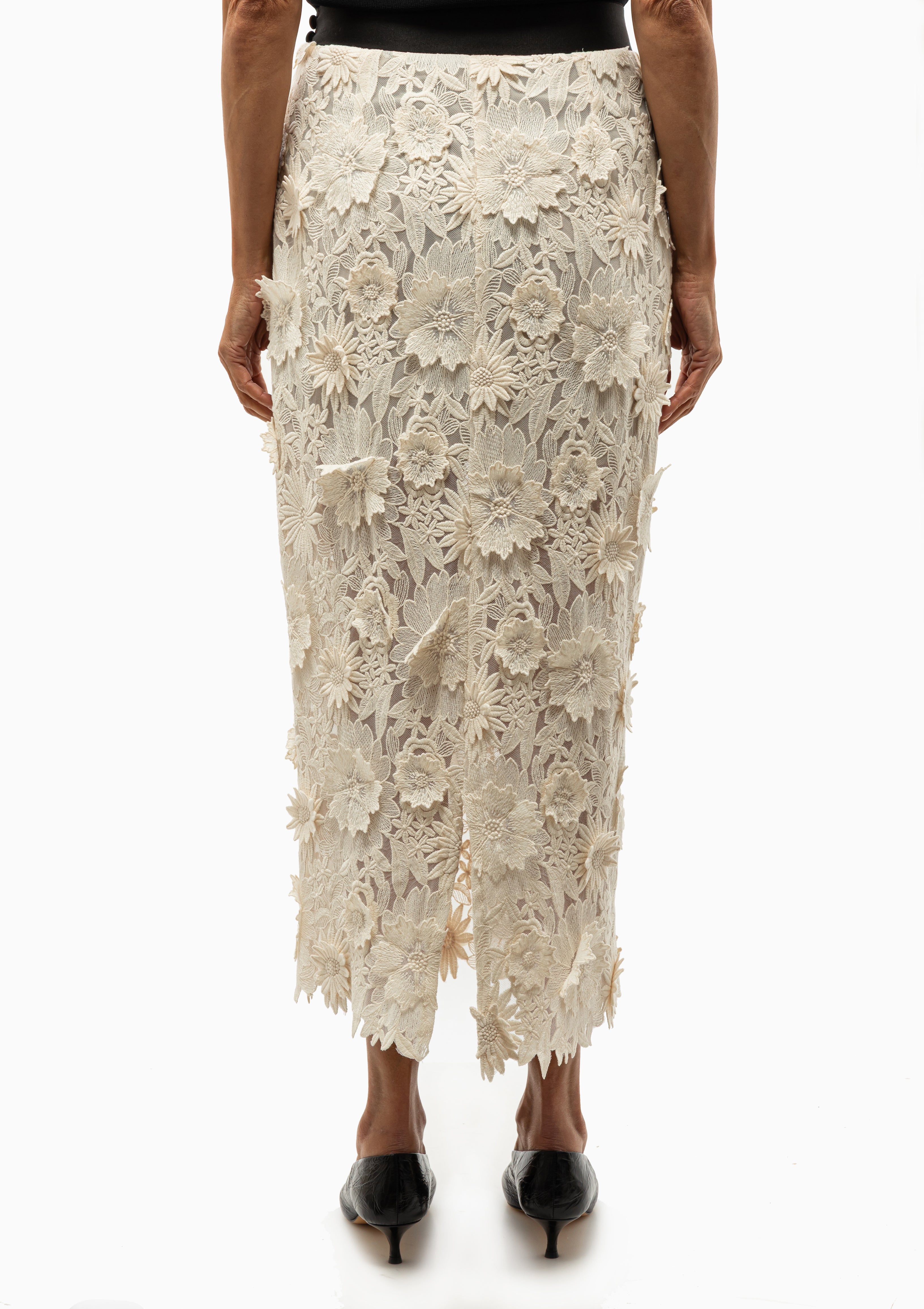 Sophisticated Smythe Applique Pencil Skirt, Now at Diani Boutique