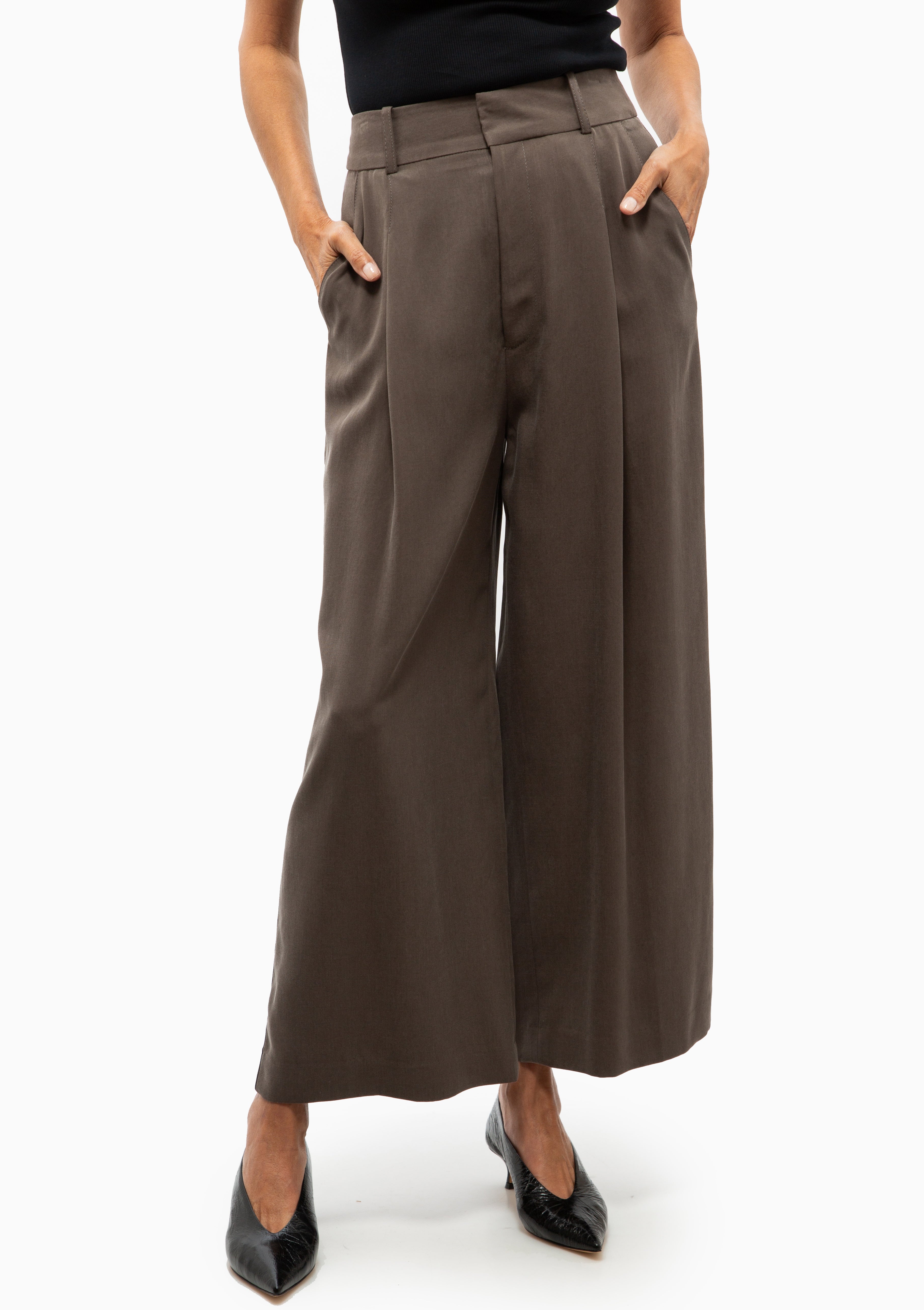 Cropped Pleated Trouser | Mink