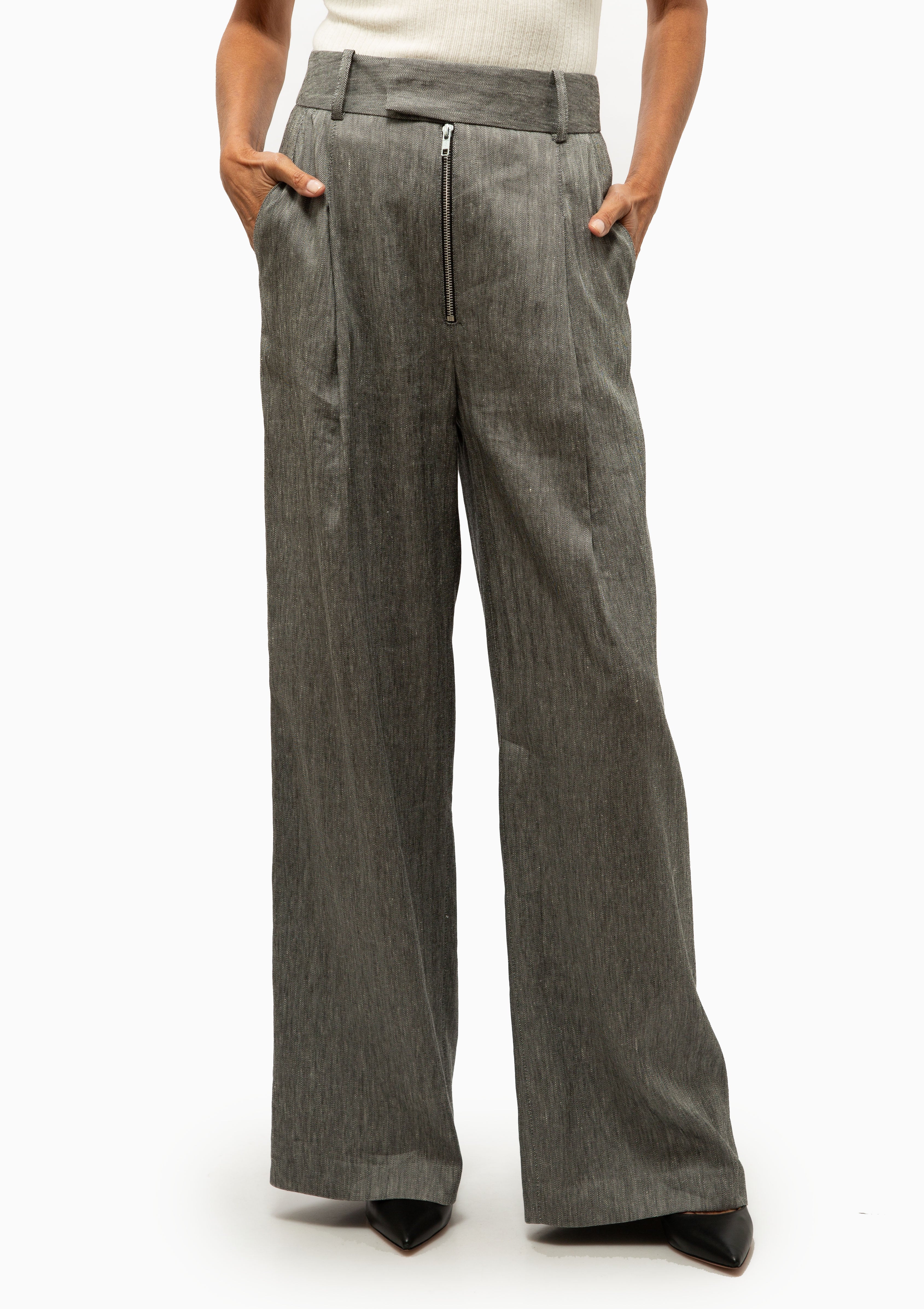 Exposed Zip Pleated Pant | Granite