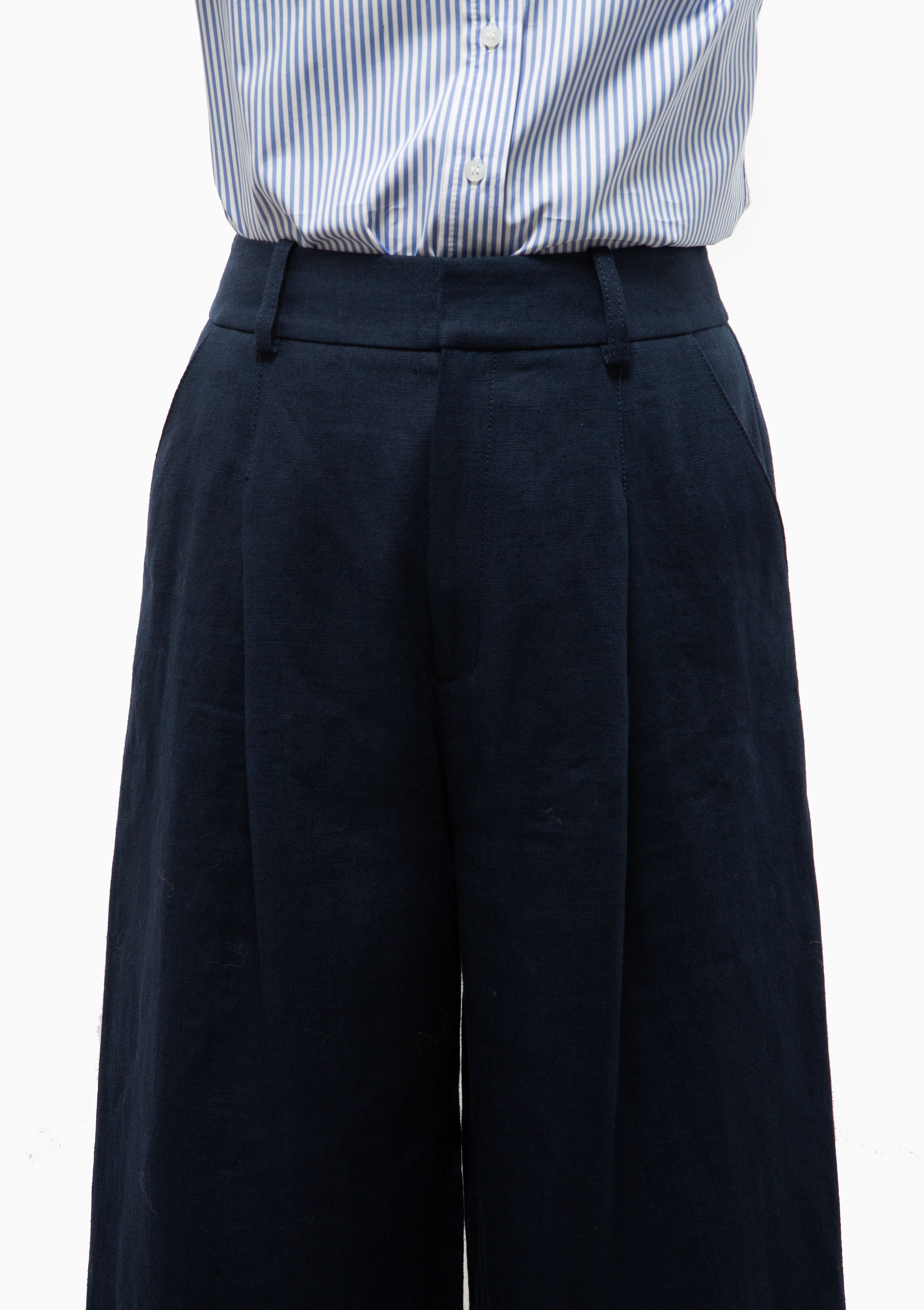 Linen Cropped Pleated Trouser | Navy Linen