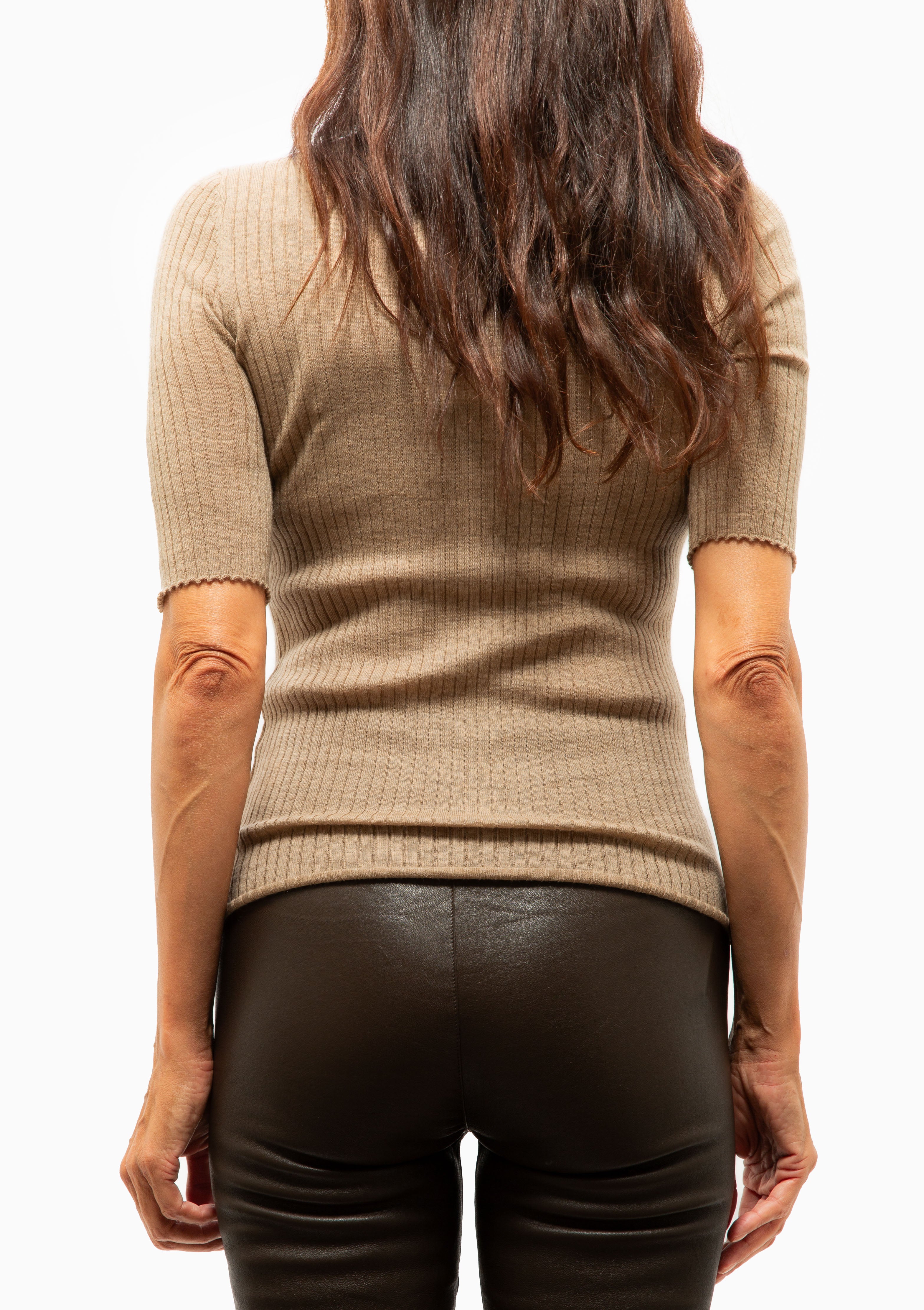 Cashmere Turtleneck | Camel