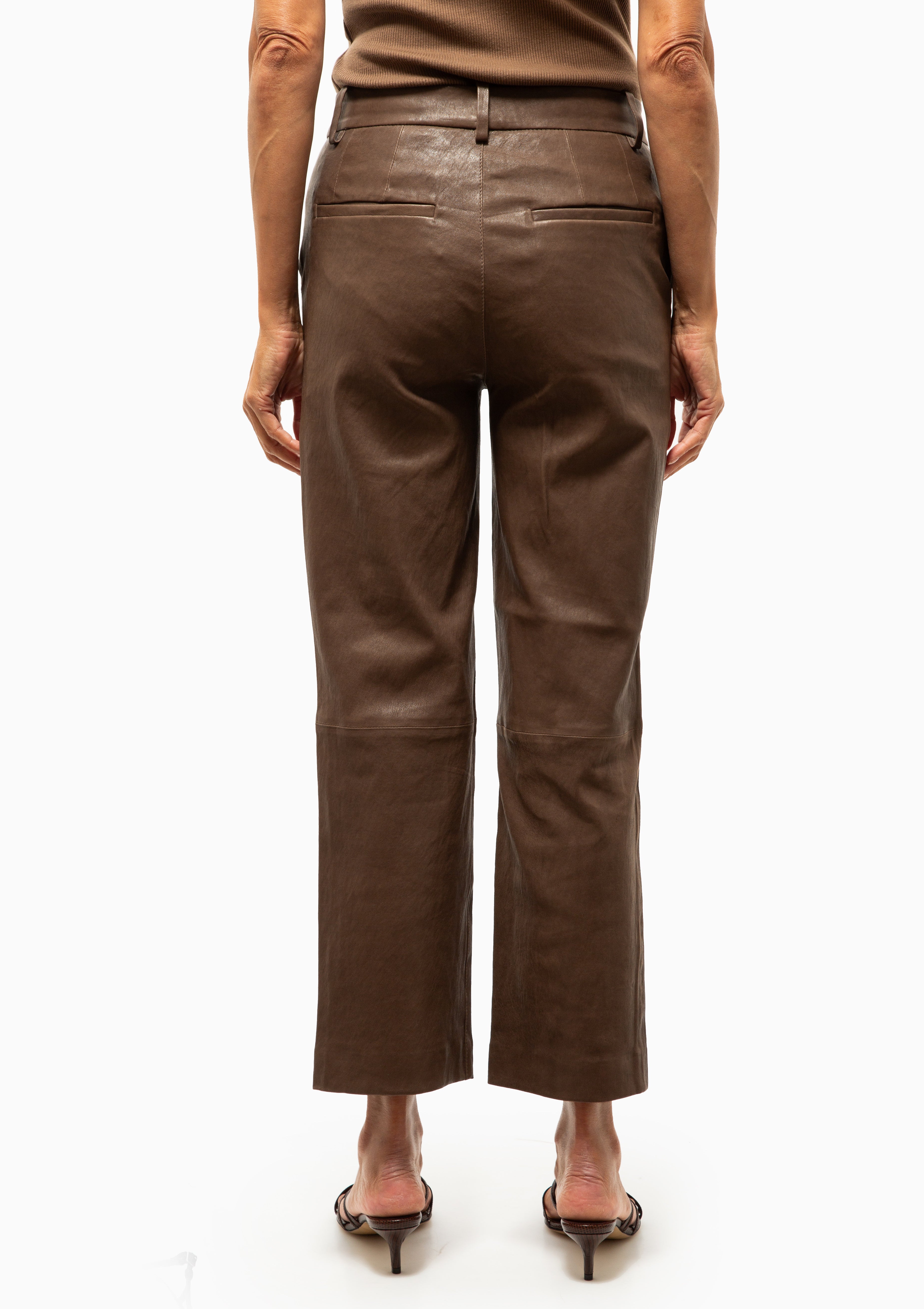 Leather Cropped Baggy Pants | Truffle