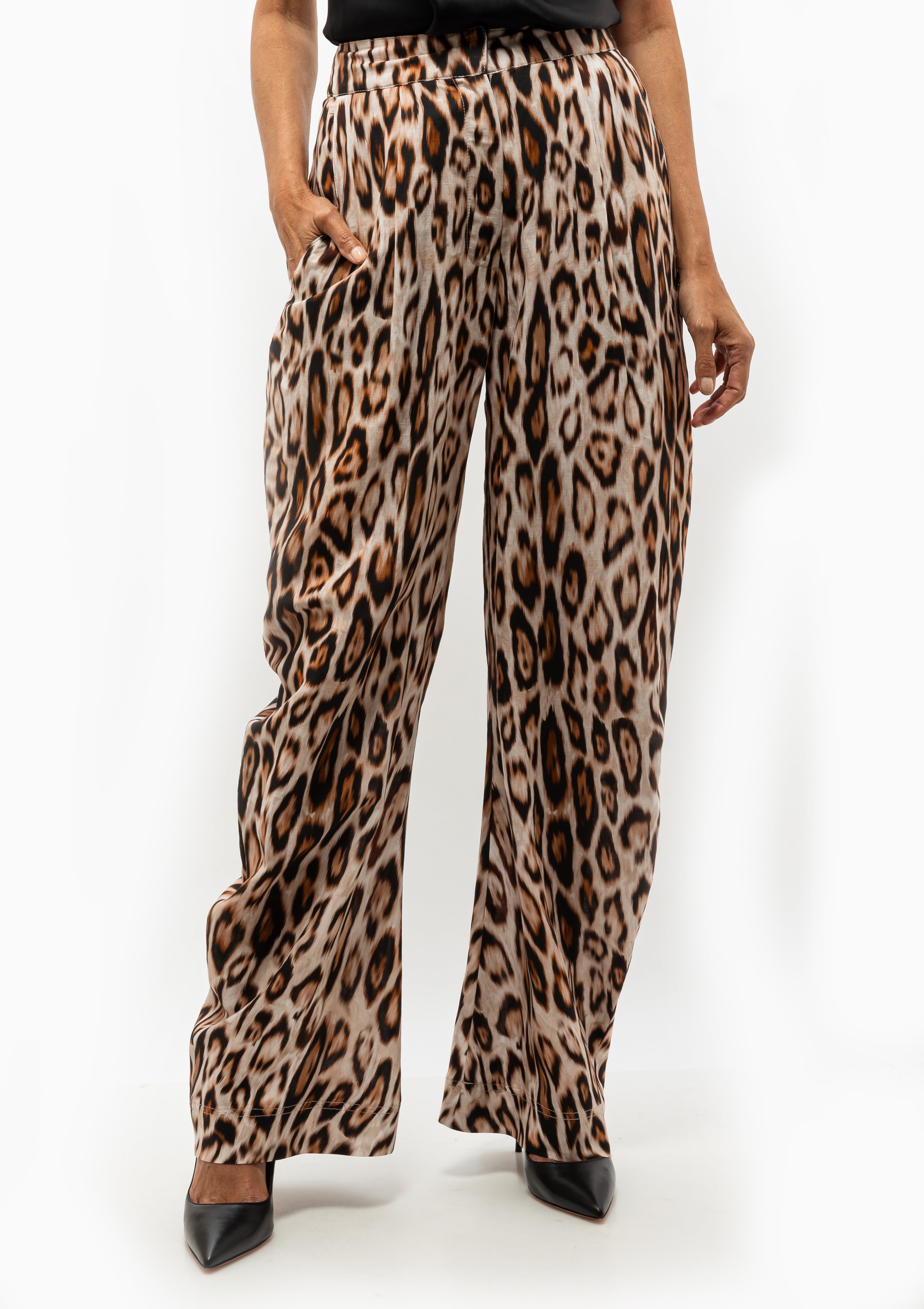 Leopard Ikat Bow Leg Pant by Smythe, a modern twist on a classic silhouette — find it at Diani Boutique.