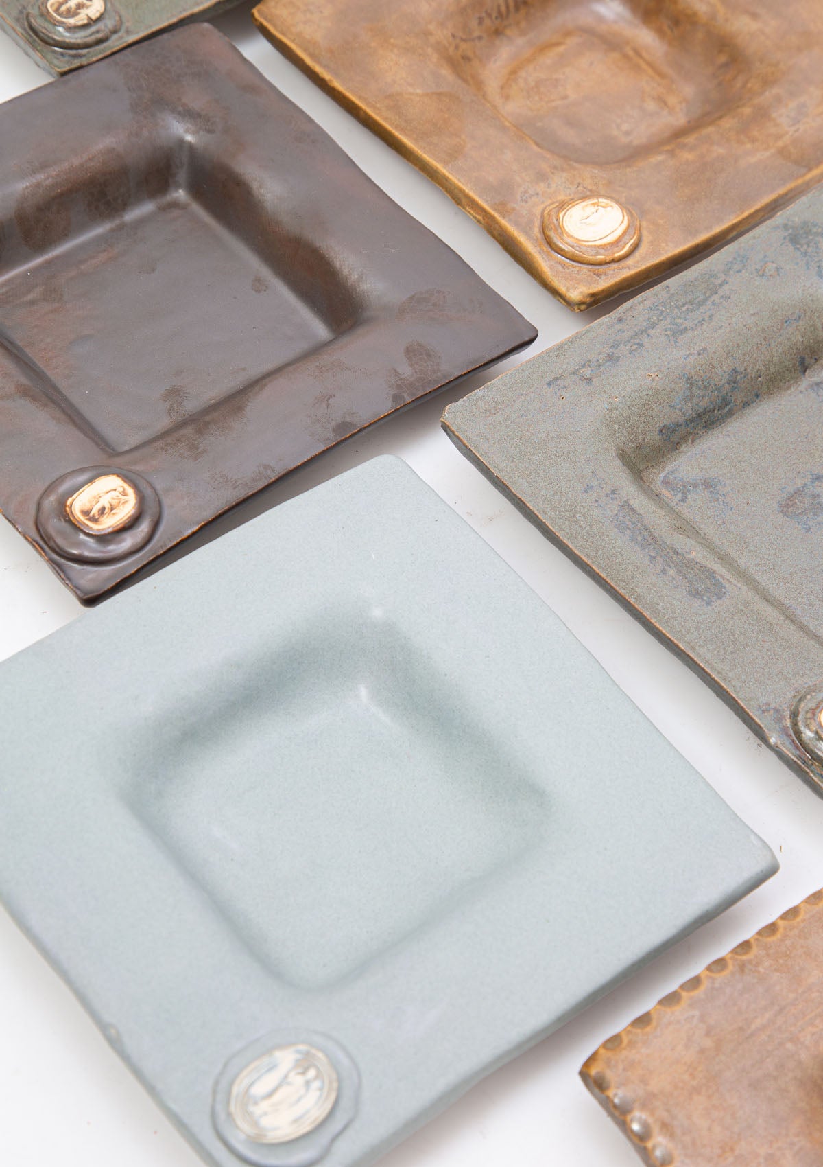 Minerva Anna Square Dish | Porch