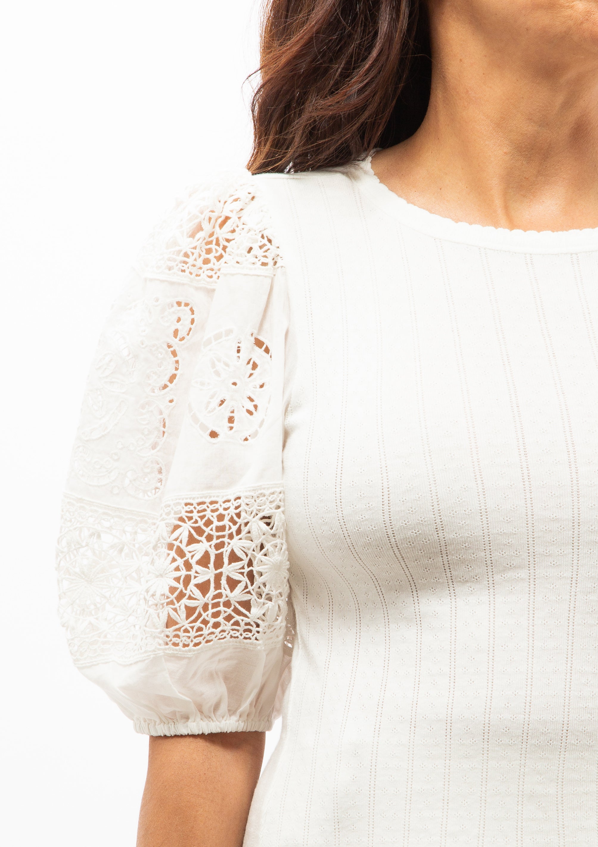 Dahlia Eyelet Combo Sleeve Tee | Pearl
