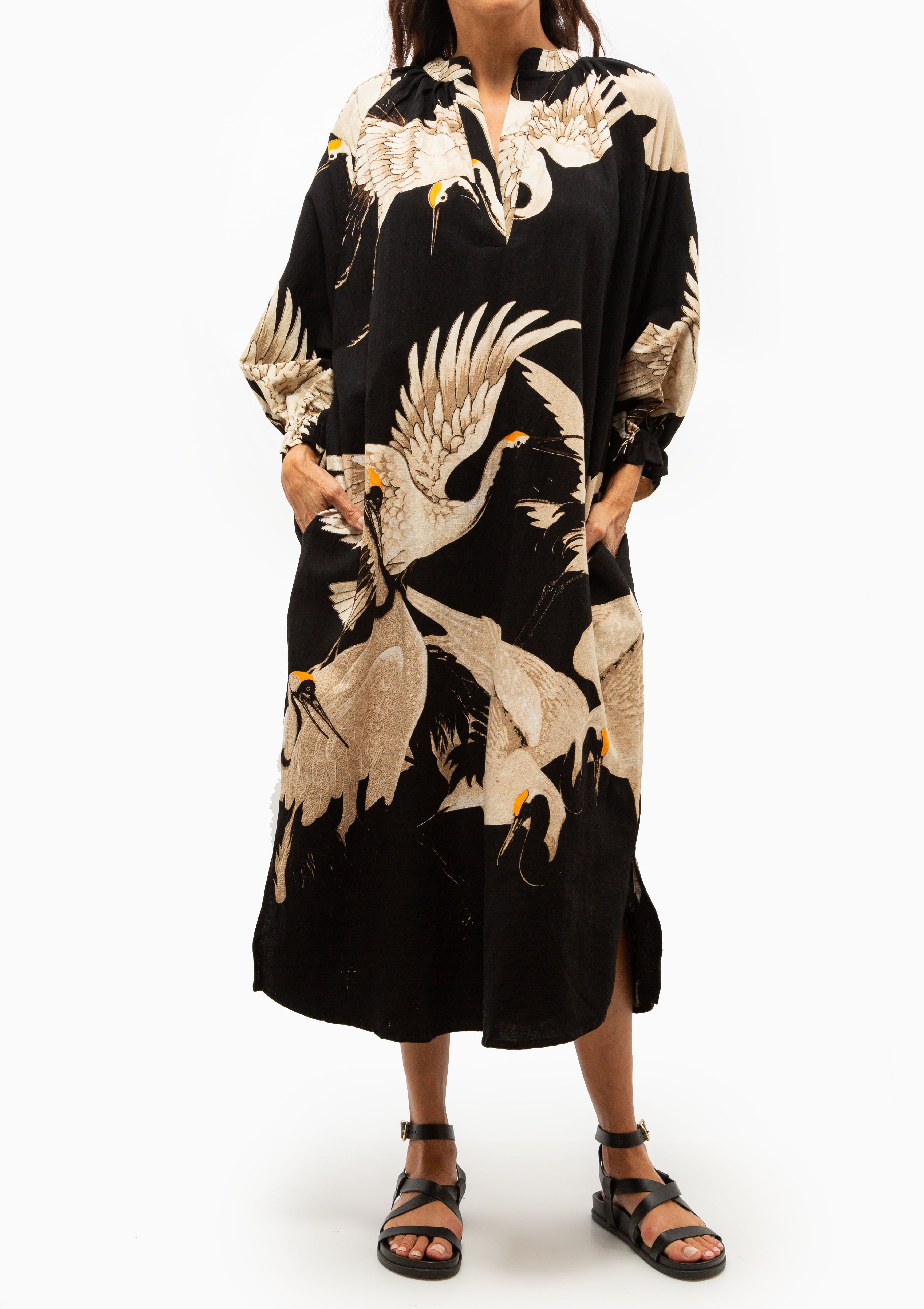 Stork Raglan Dress | Black