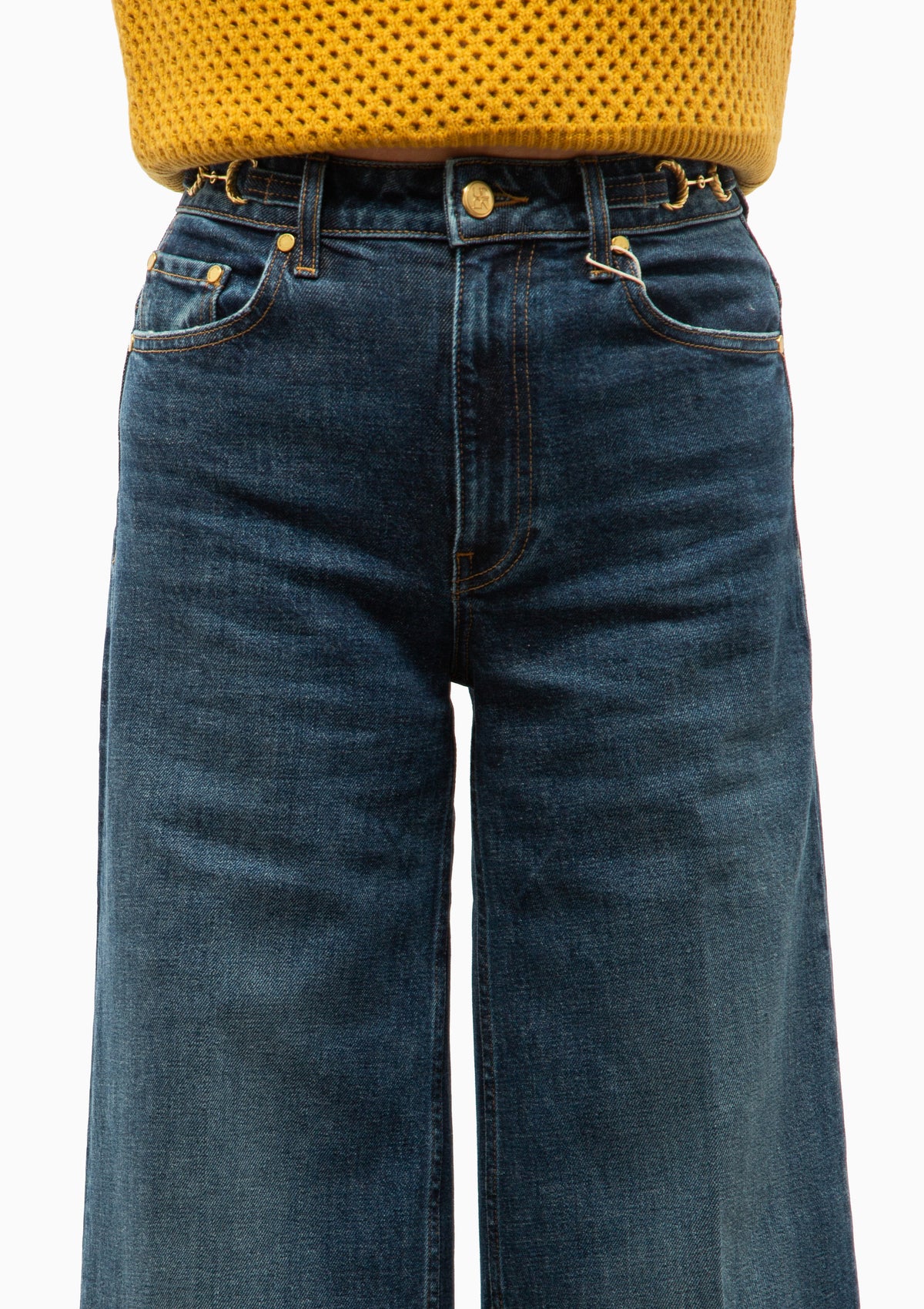 The Stretch Valory Flare Jean | Nile