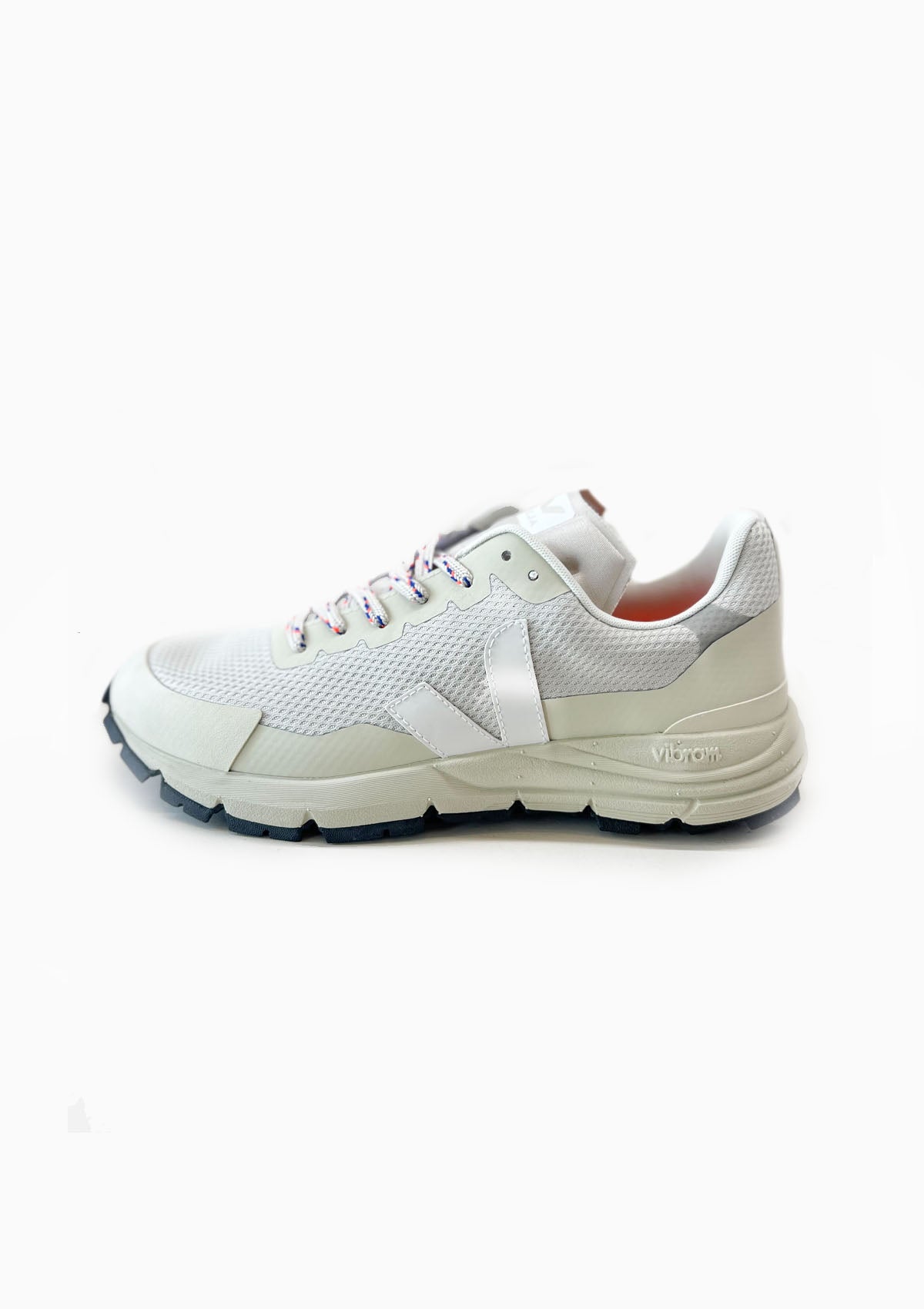 Veja Dekkan Mens Shoes Sneakers in Natural White Size 10 with Vibram Sole VEJA DEKKAN  main image 2