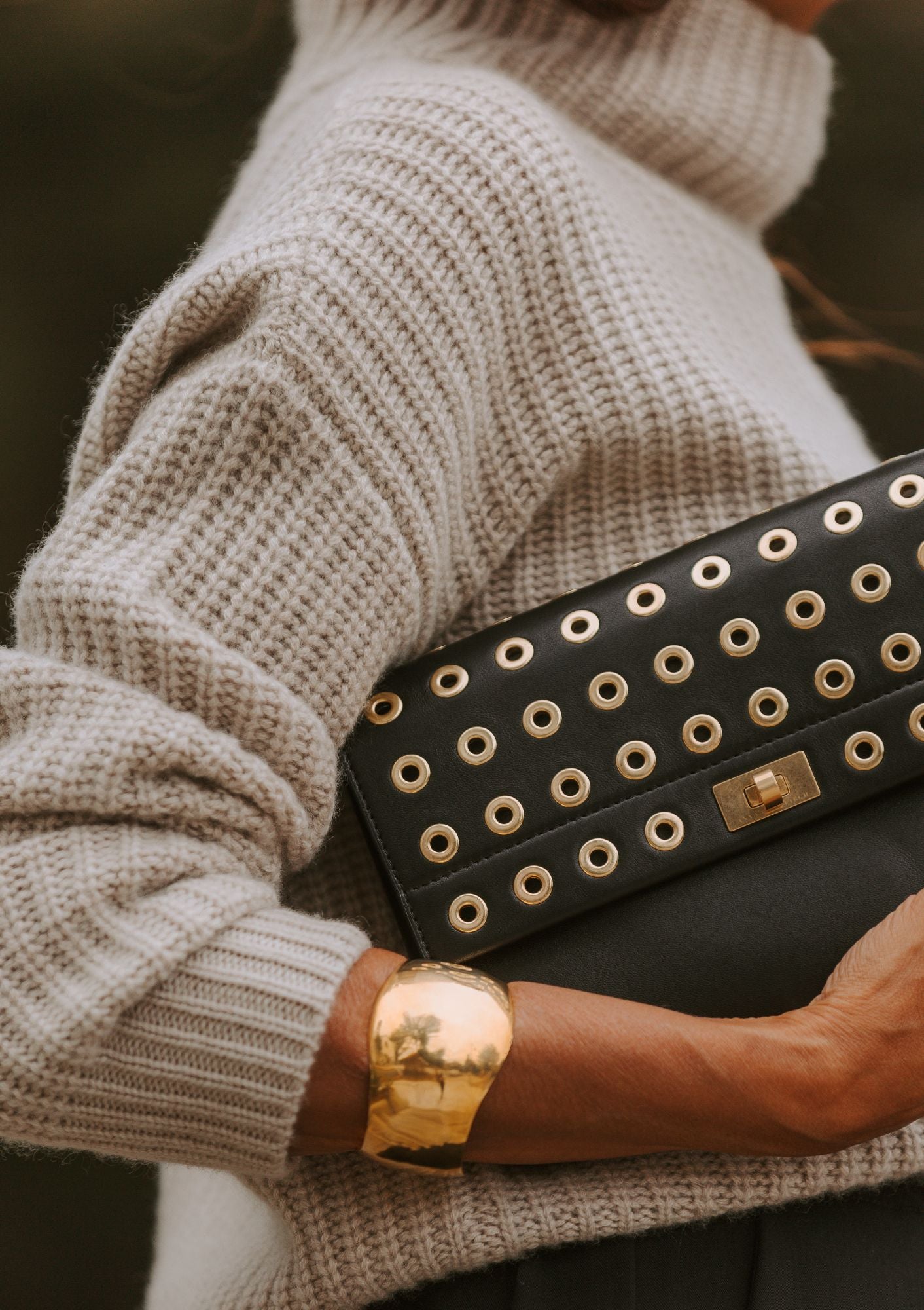 Valorie Eyelet Clutch | Nappa Black
