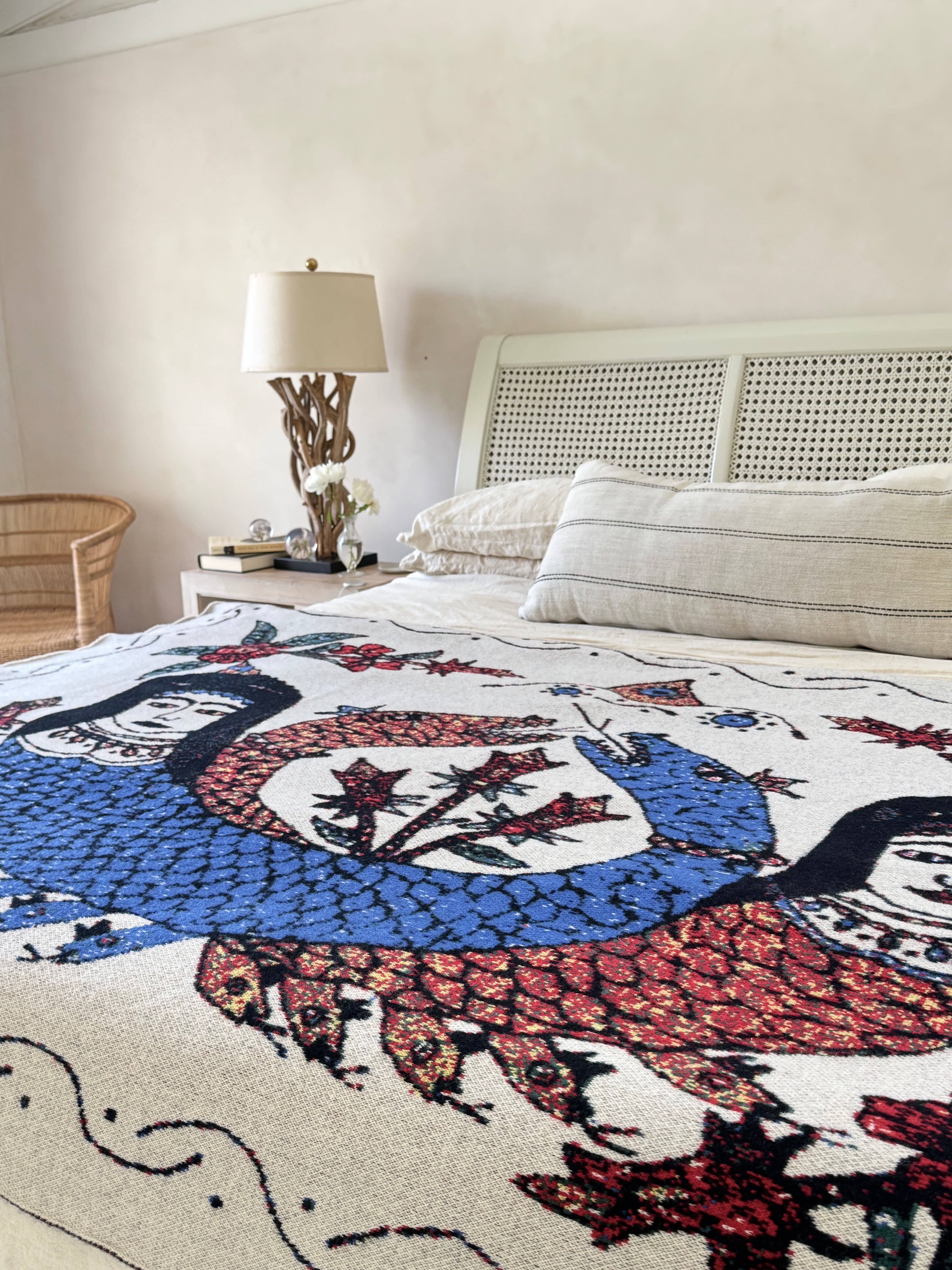 Shahmaran Throw | 51"x71"