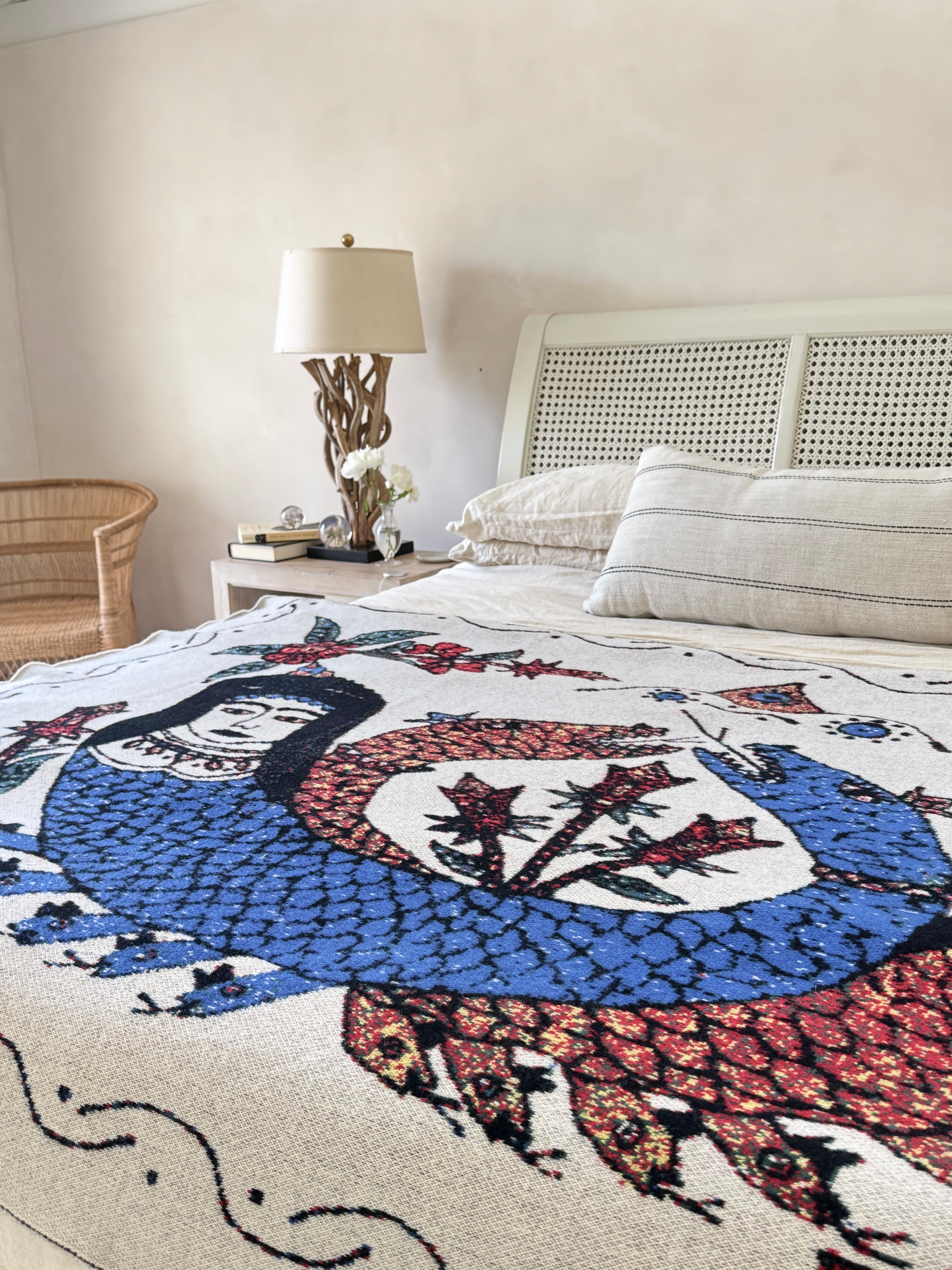 Shahmaran Throw | 51"x71"