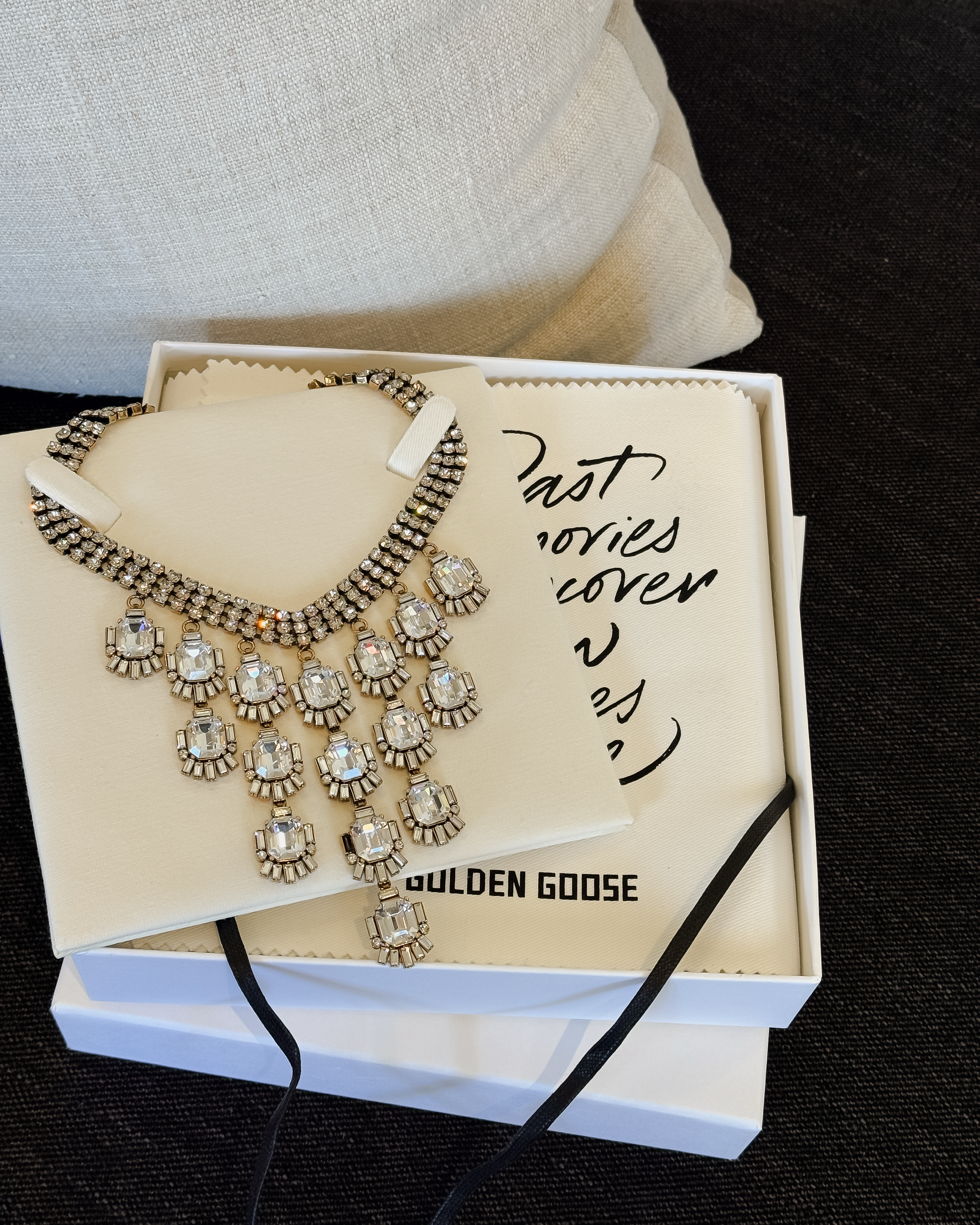 Drop Crystals Necklace | Antique Gold