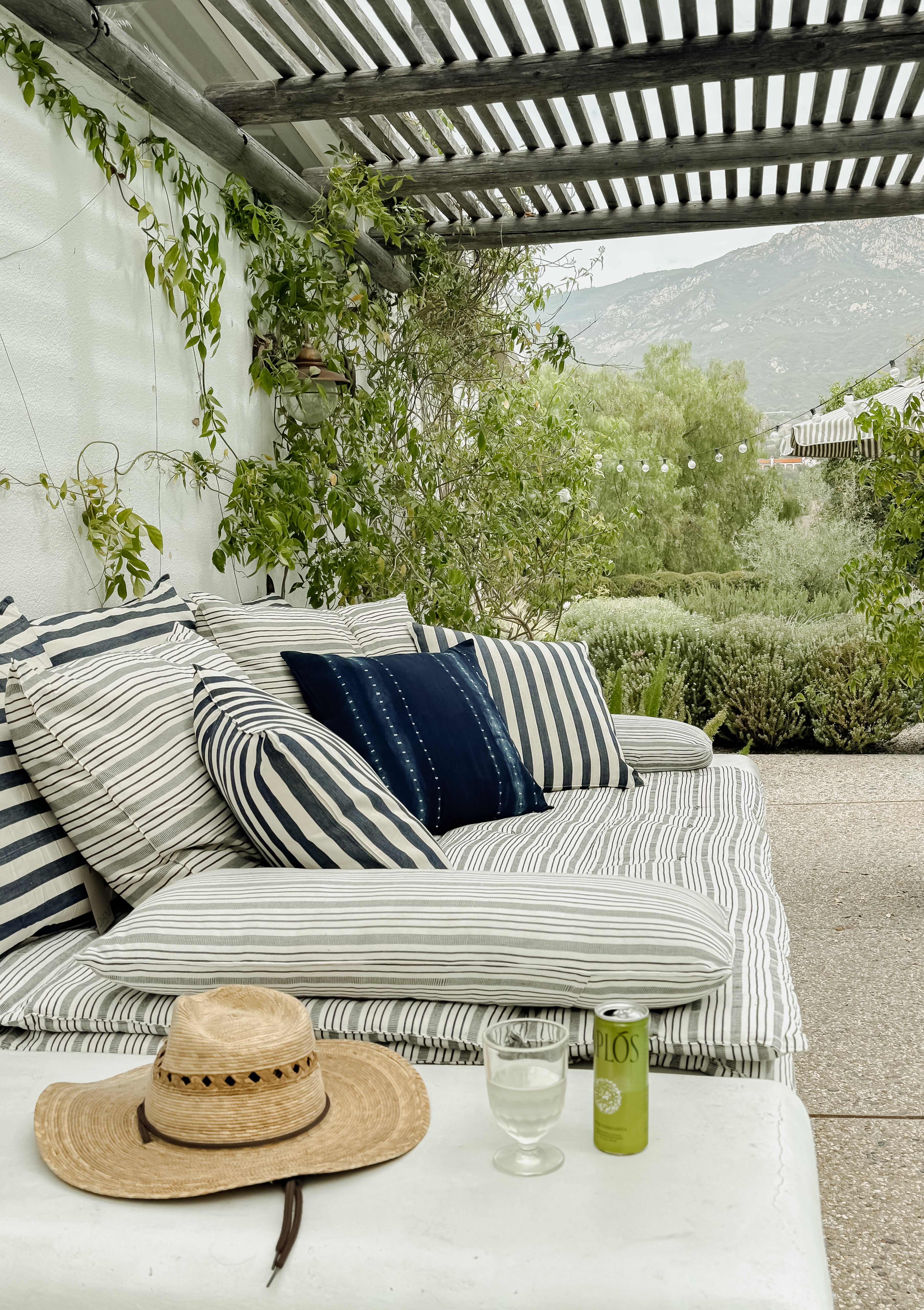 New Bedroll Twin, Navy Quad Stripe | 36" x 75"