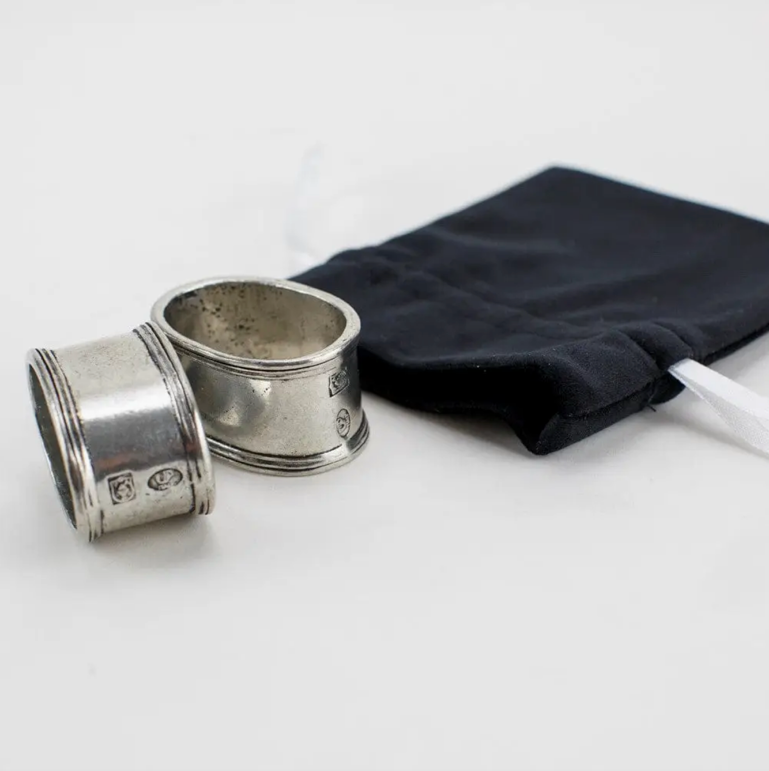 Vintage Smooth Oval Pewter Napkin Ring | Set of 2