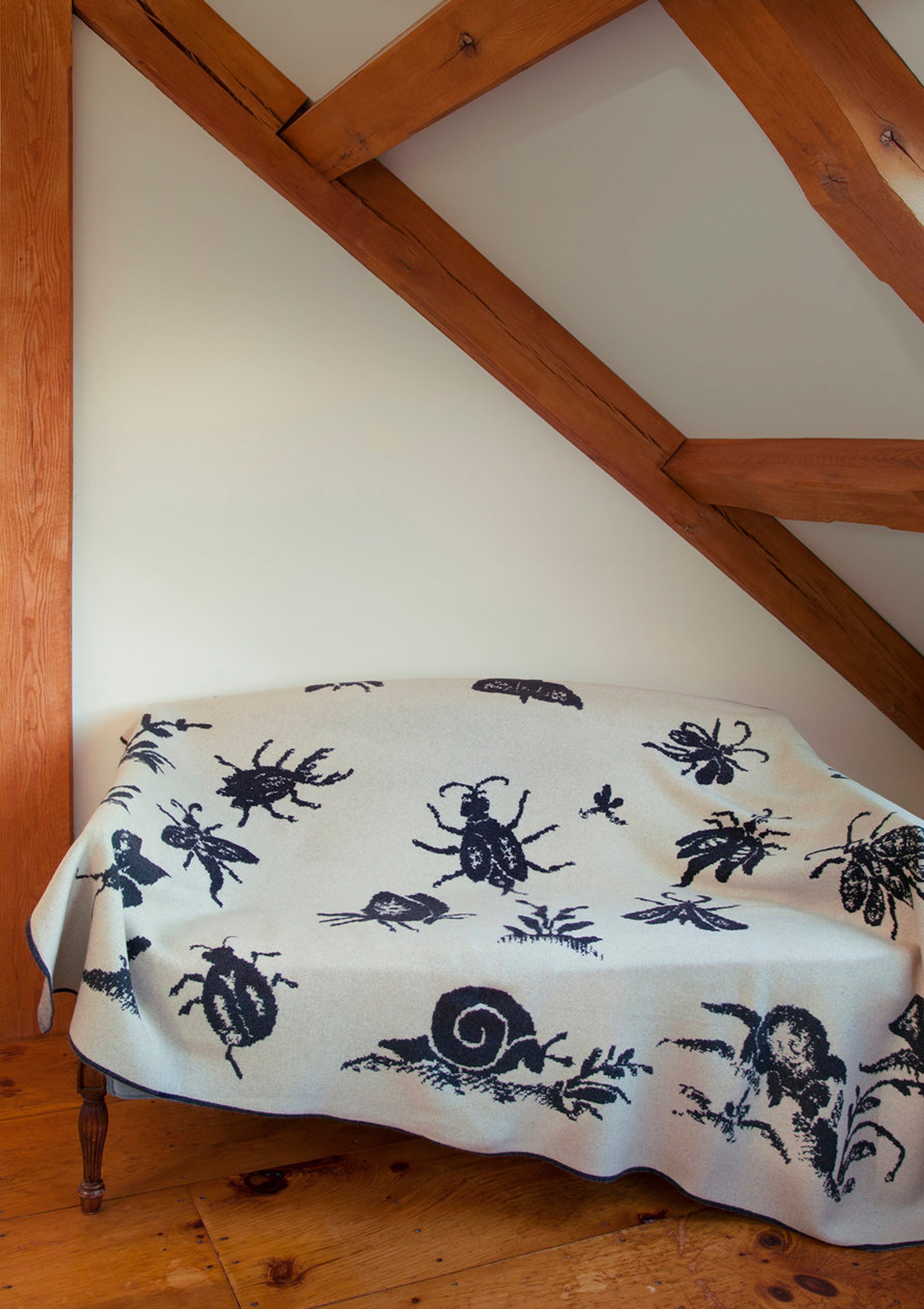 Garden Throw, King | 102 "x 102"