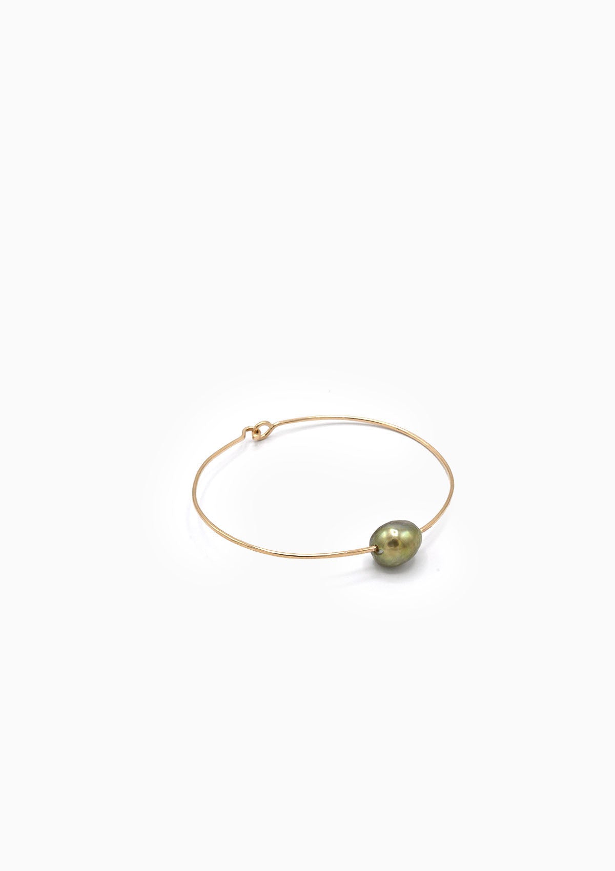 Petite Baroque Pearl Cuff, Medium | Golden