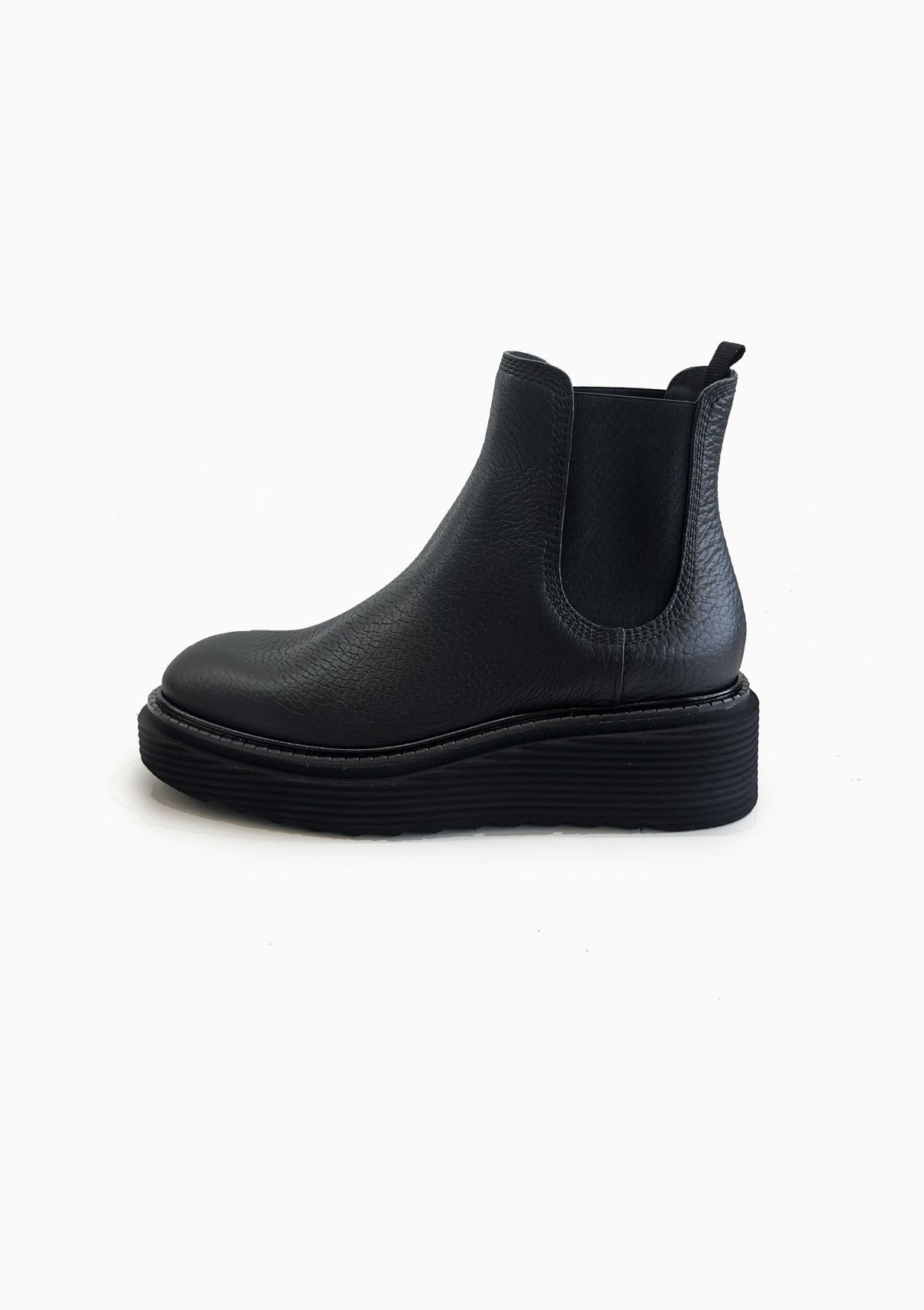 Shelby Mid Chelsea Boot Shelby II Black Calf Chelsea Boot main image 3