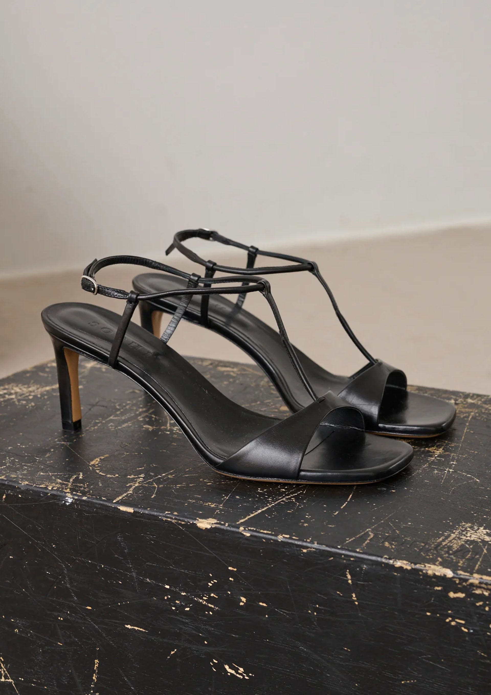 Cecilie Heel Sandal | Noir