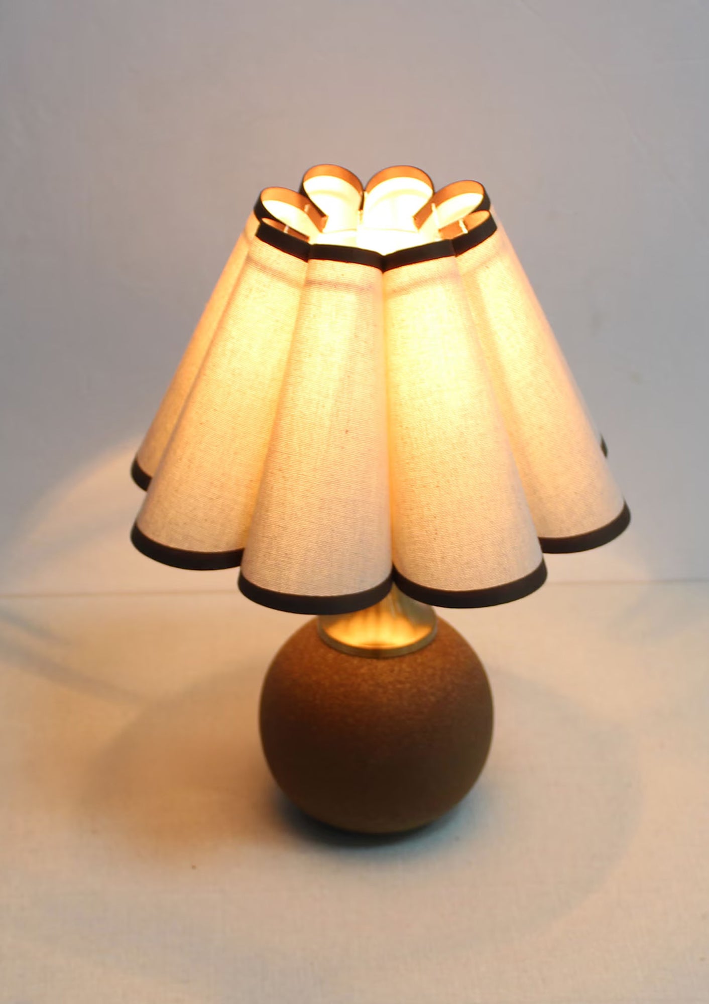 Handmade Duzy Lampshade With Trim & Scallop Shape Ceramic Base | Light Wheat/Copper