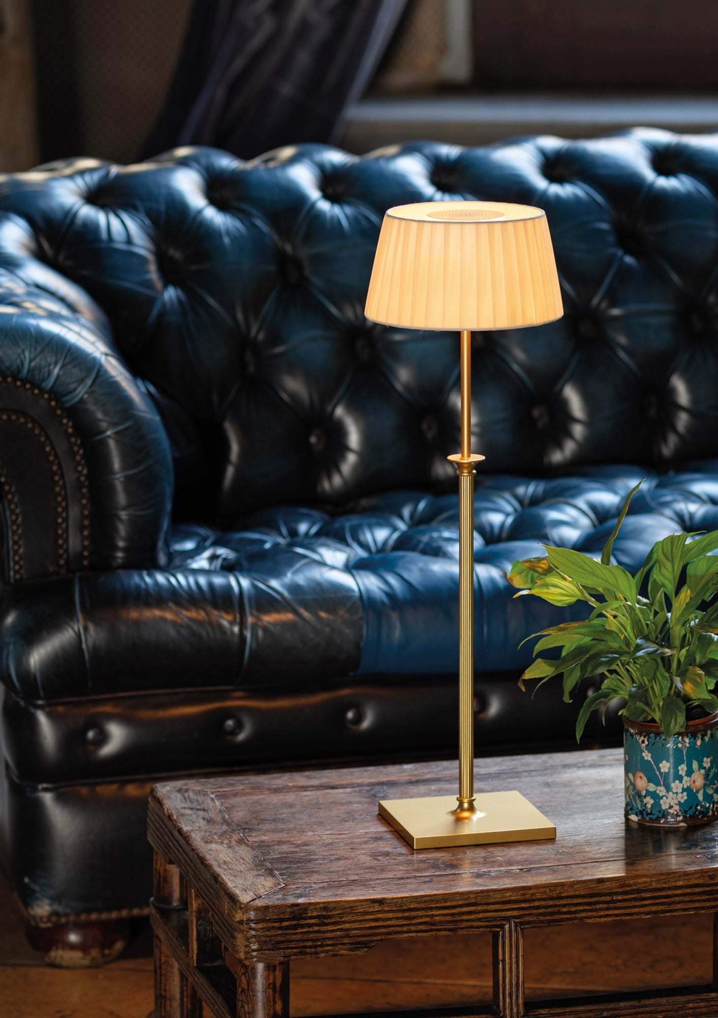 Poldina Classic L Desk Lamp | Matte Gold
