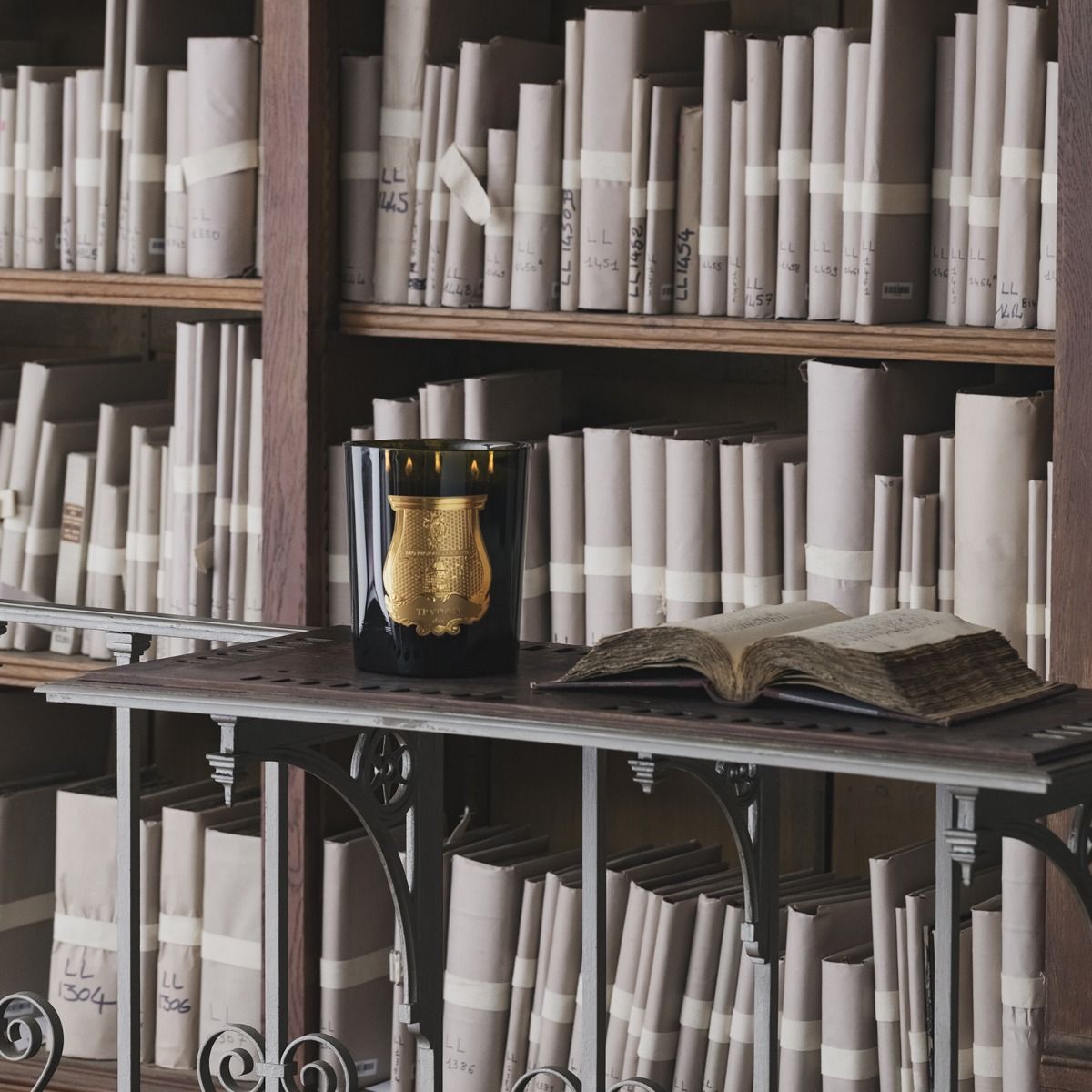 Abd El Kader Great Scented Candle