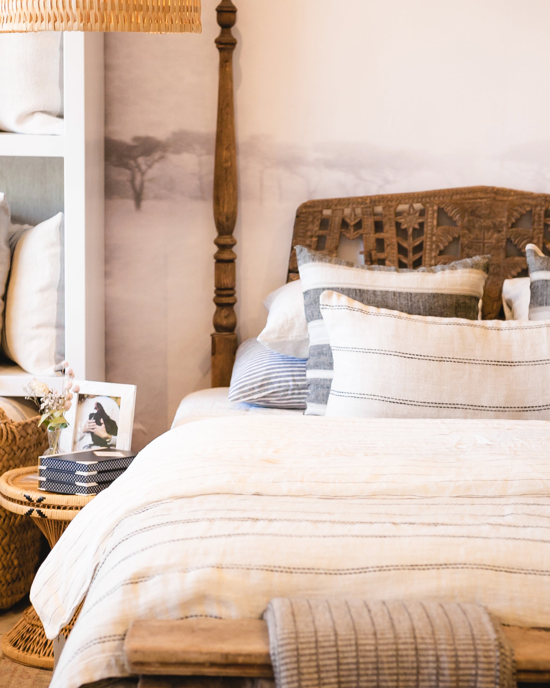 Mira Linen Bedcover | Ana